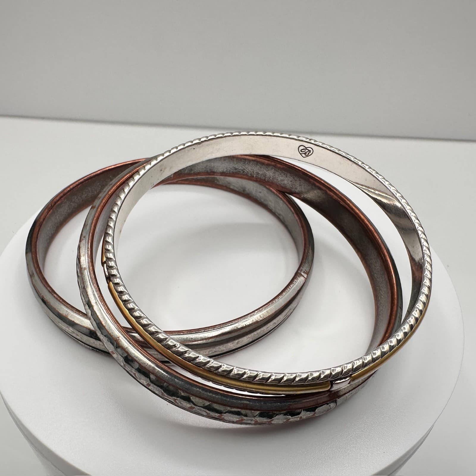 Vintage 80s 90s Metal Bangle Bracelet Set Silver Tone Textured Women's Jewelry - Thumbnail 9