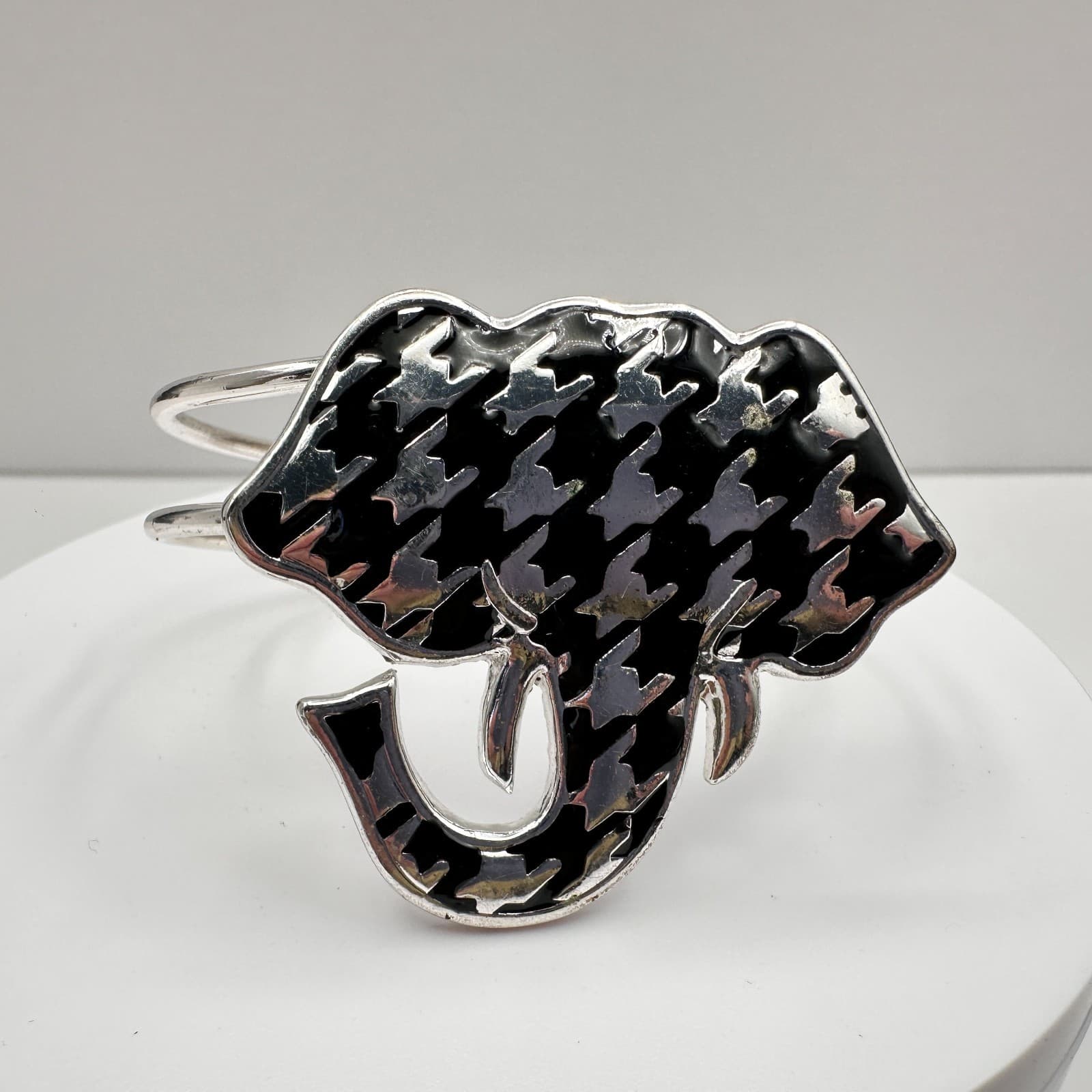 Vintage 90s Black Enamel Elephant Bracelet Silver Tone Women's Classic Jewelry - Image 1