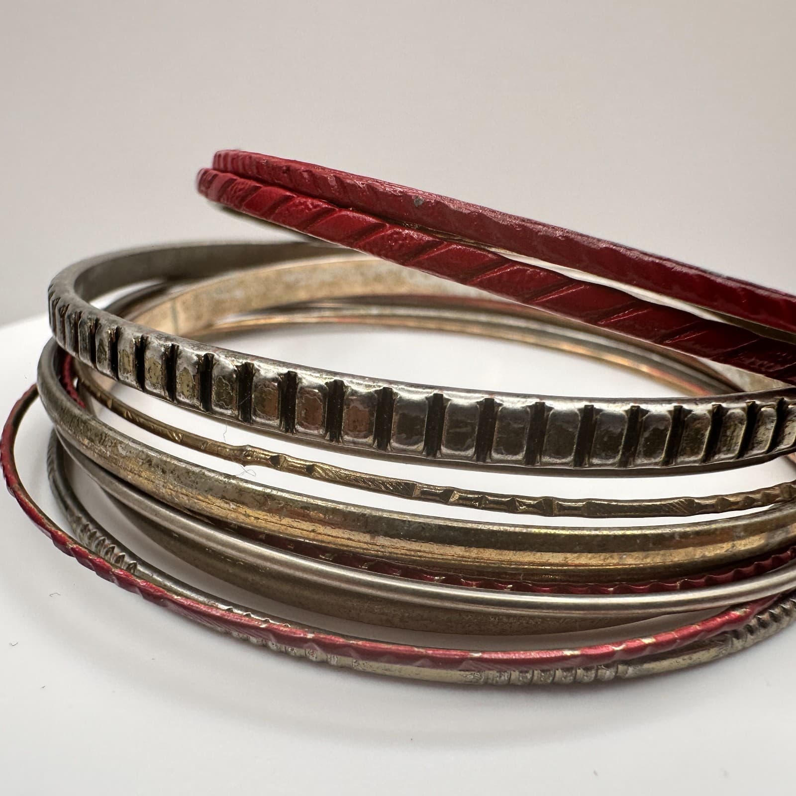 Vintage 90s Mixed Metal Stackable Textured Bangle Set Boho Women's Jewelry - Thumbnail 2