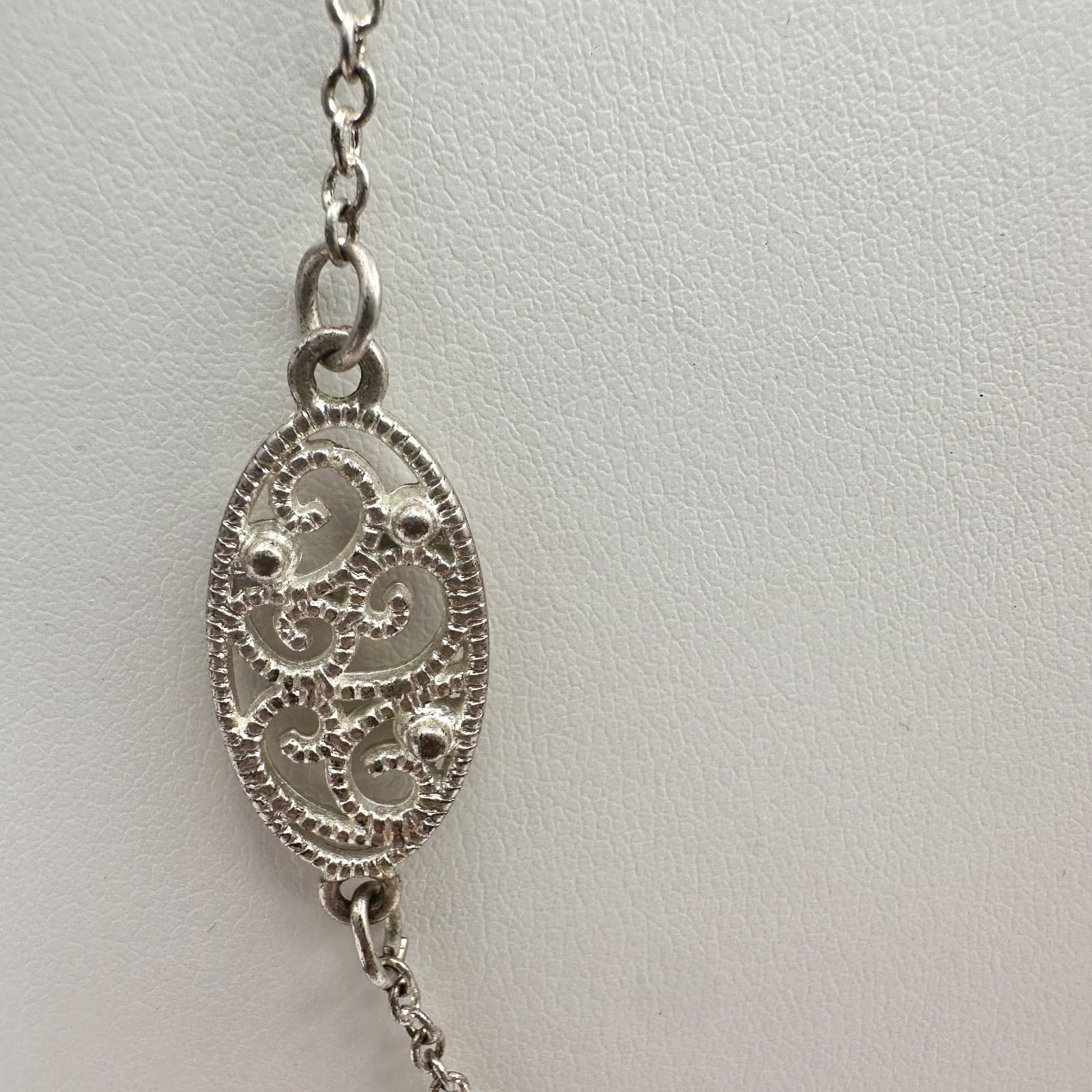 Vintage 90s Silver Tone Filigree Station Necklace Oval Chain Boho Jewelry - Thumbnail 3