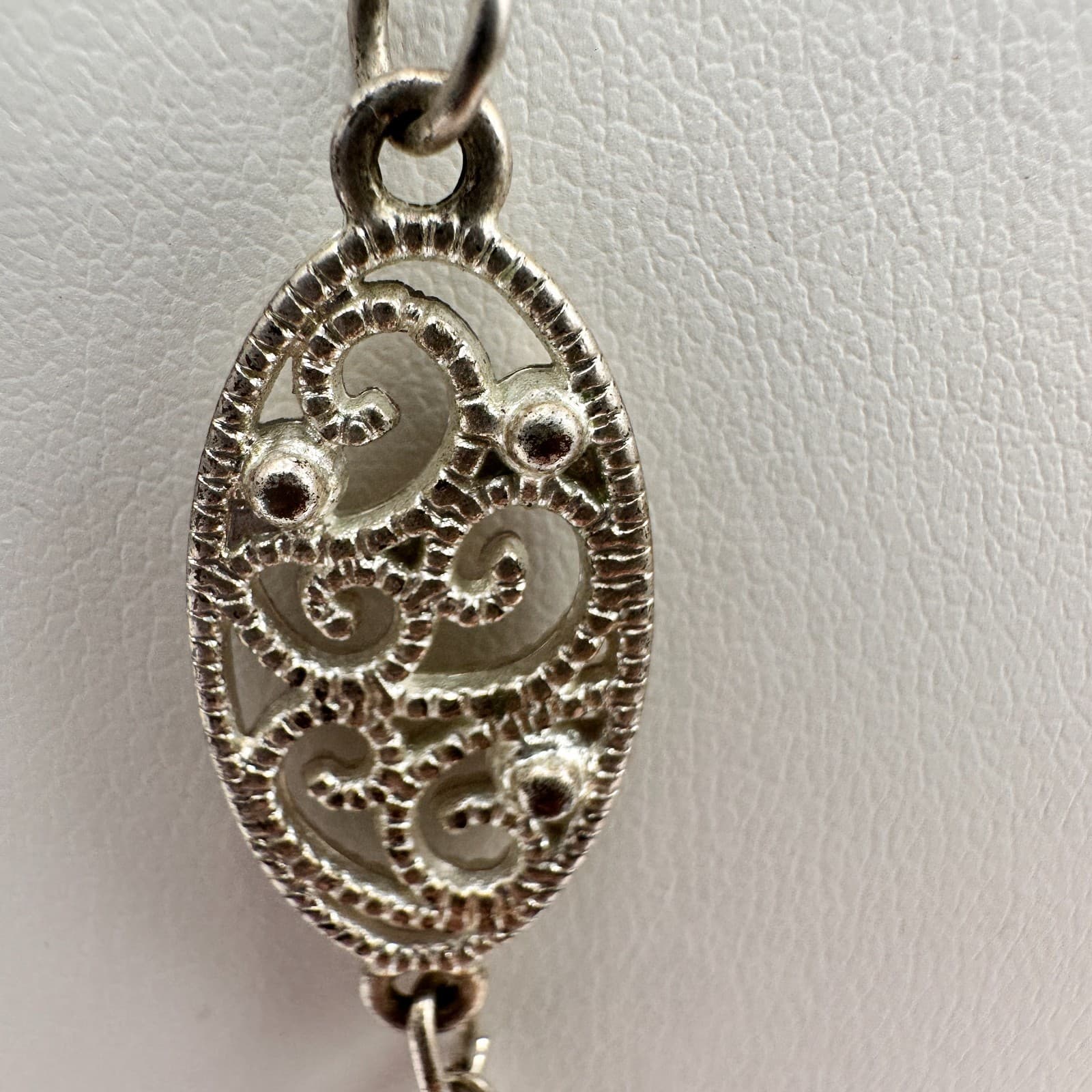 Vintage 90s Silver Tone Filigree Station Necklace Oval Chain Boho Jewelry - Thumbnail 4