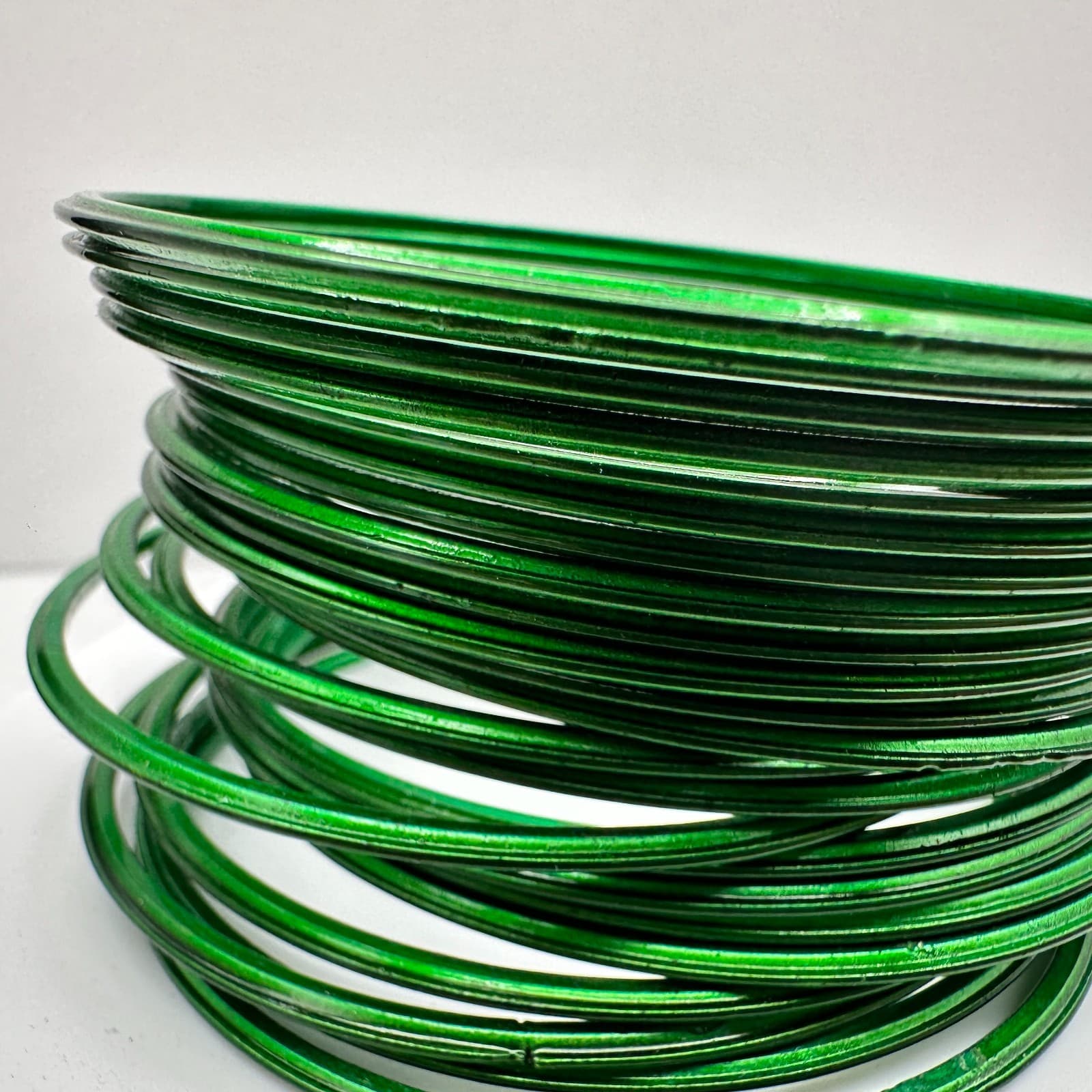 Vintage 90s Emerald Green Stackable Bangle Set Women's Classic Fashion Jewelry - Thumbnail 4