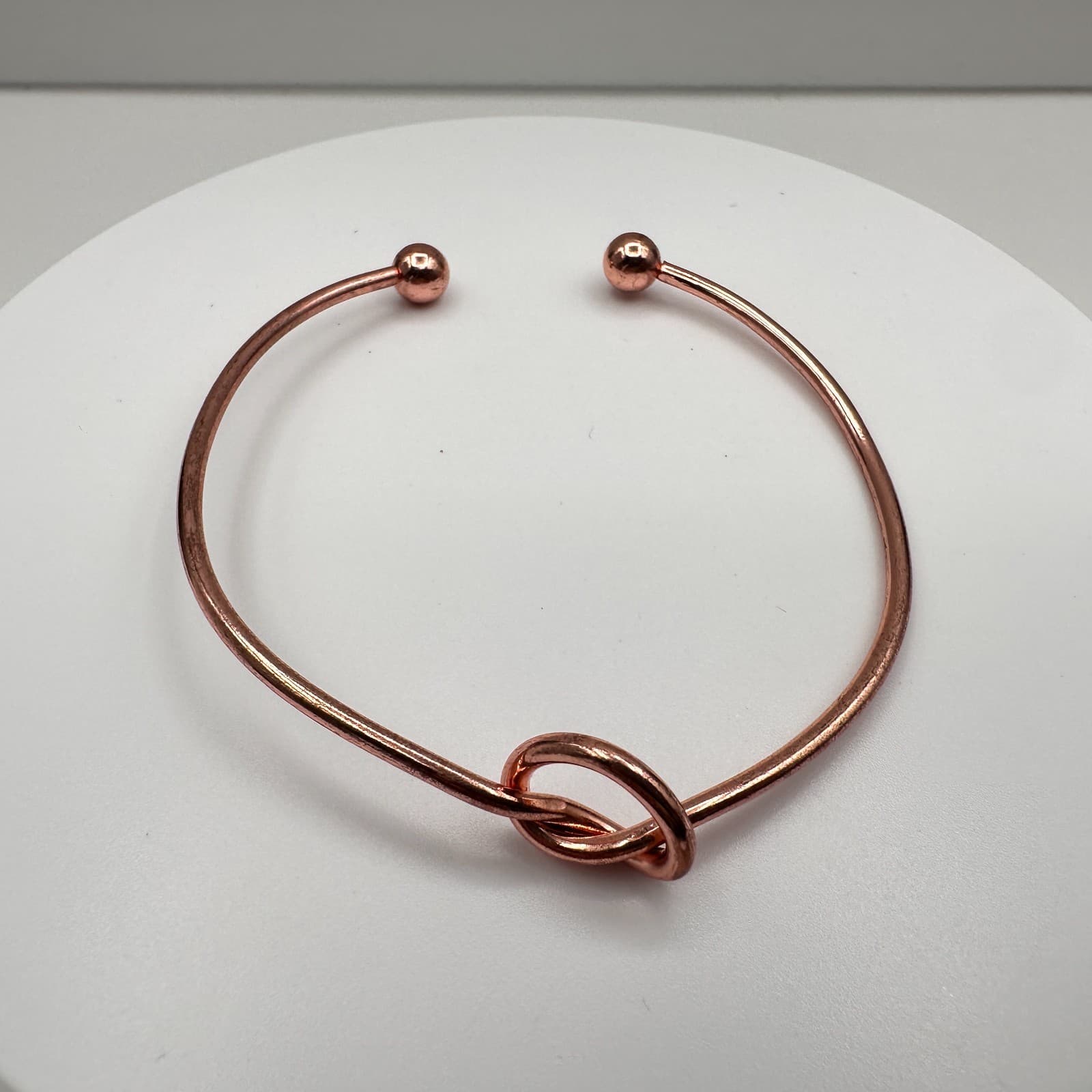 Vintage 90s Rose Gold Tone Knot Cuff Bracelet Minimalist Women's Fashion Jewelry - Image 1