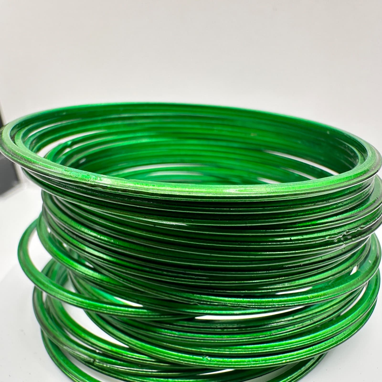 Vintage 90s Emerald Green Stackable Bangle Set Women's Classic Fashion Jewelry - Thumbnail 7