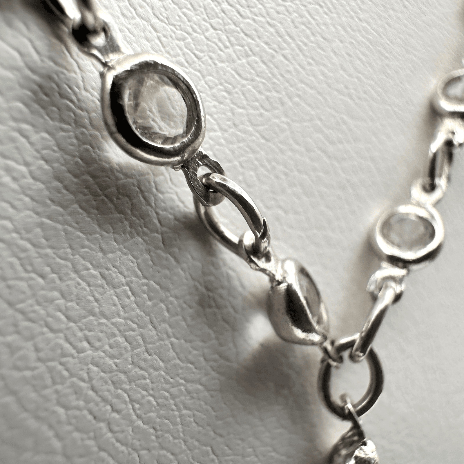 Vintage 90s Y2K Silver Tone Necklace Crystal Teardrop Lariat Y Dainty Elegant - Thumbnail 8