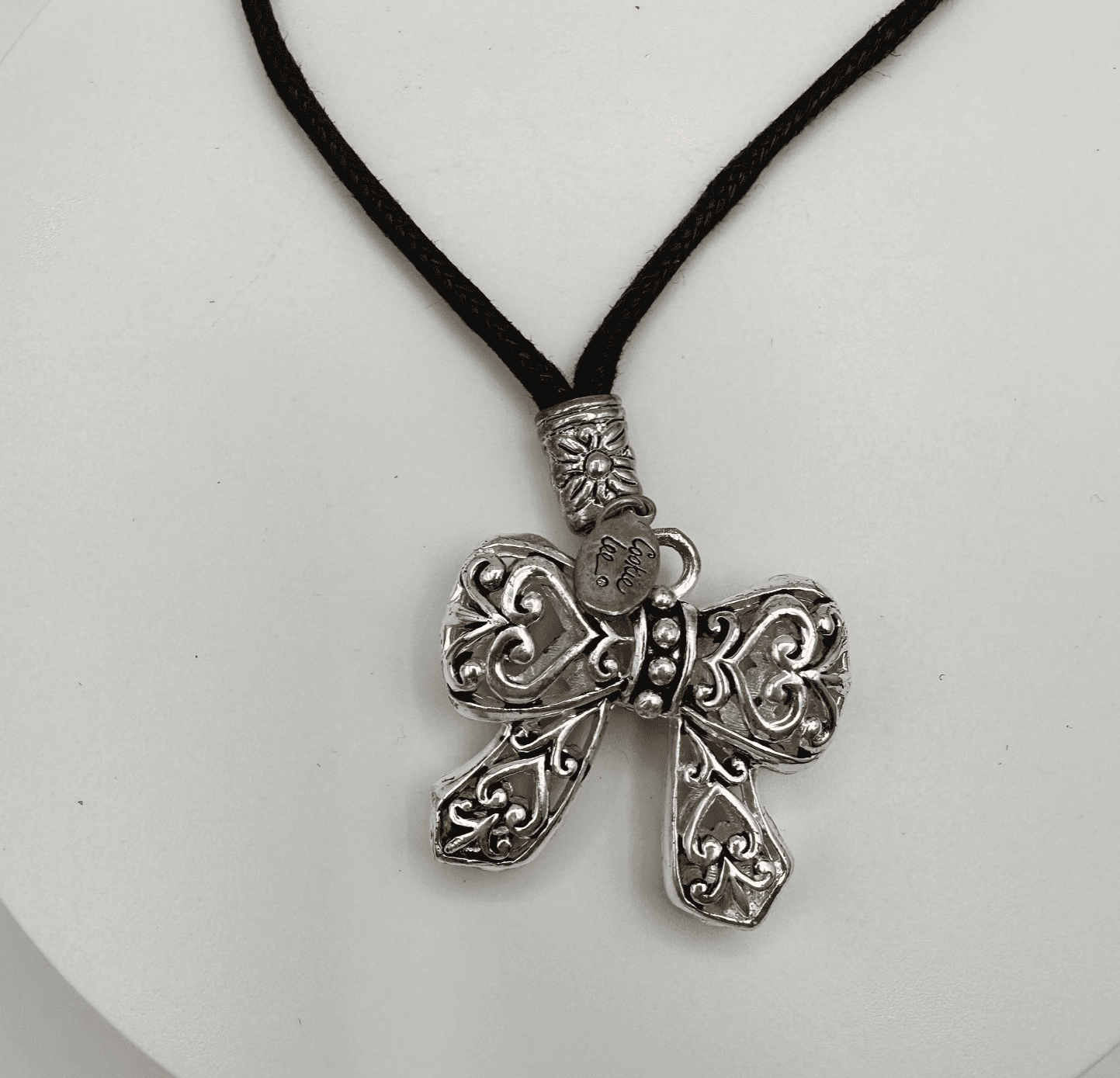 Vintage 90s Cookie Lee Silver Tone Filigree Bow Charm Bracelets Women's Jewelry - Thumbnail 4