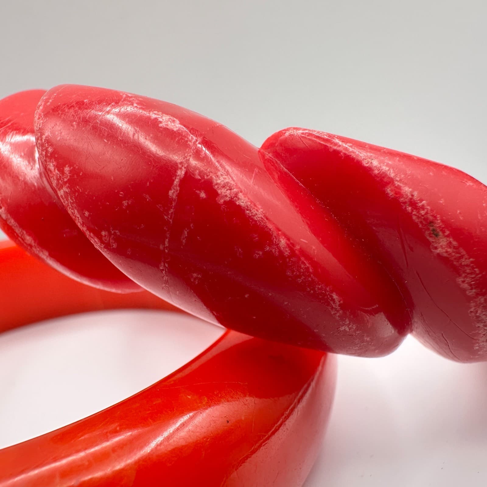 Vintage 80s Red Twisted Bangle Set Retro Women's Classic Fashion Jewelry - Thumbnail 8