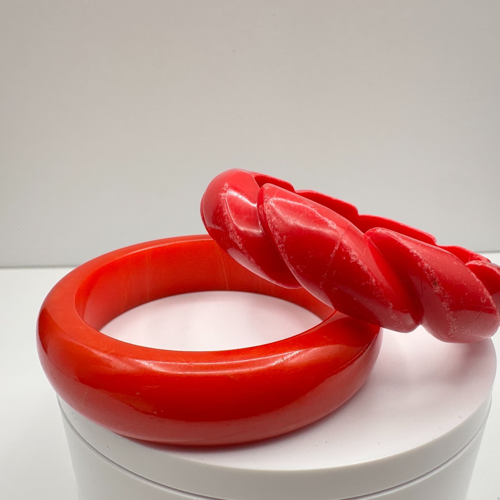 Vintage 80s Red Twisted Bangle Set Retro Women's Classic Fashion Jewelry - Thumbnail 6