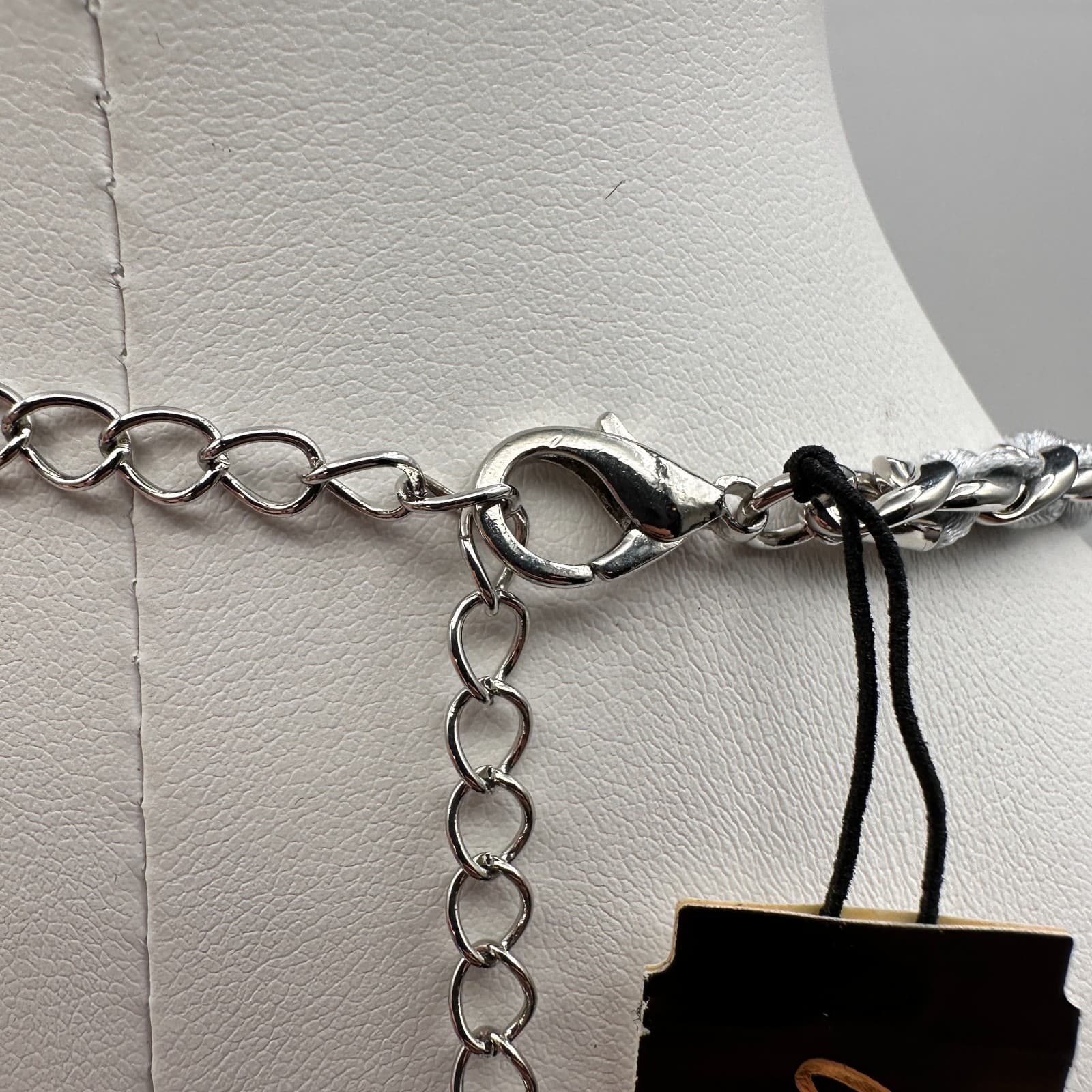 Vintage 90s Cookie Lee Silver Tone Rhinestone Round Pendant Necklace Jewelry - Thumbnail 12