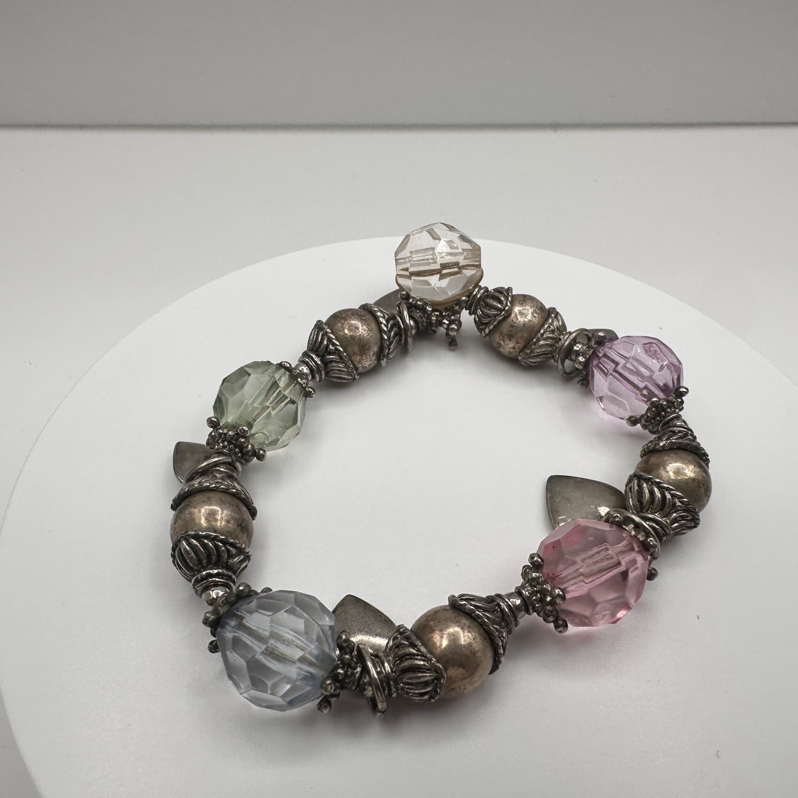 Vintage 90s Beaded Charm Bracelet Silver Tone Heart Boho Women's Classic Jewelry - Thumbnail 2