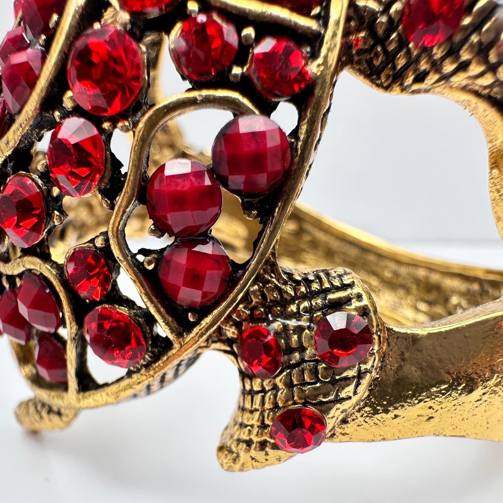 Vintage 90s Red Rhinestone Gold Tone Turtle Bracelet Women's Classic Jewelry - Thumbnail 14
