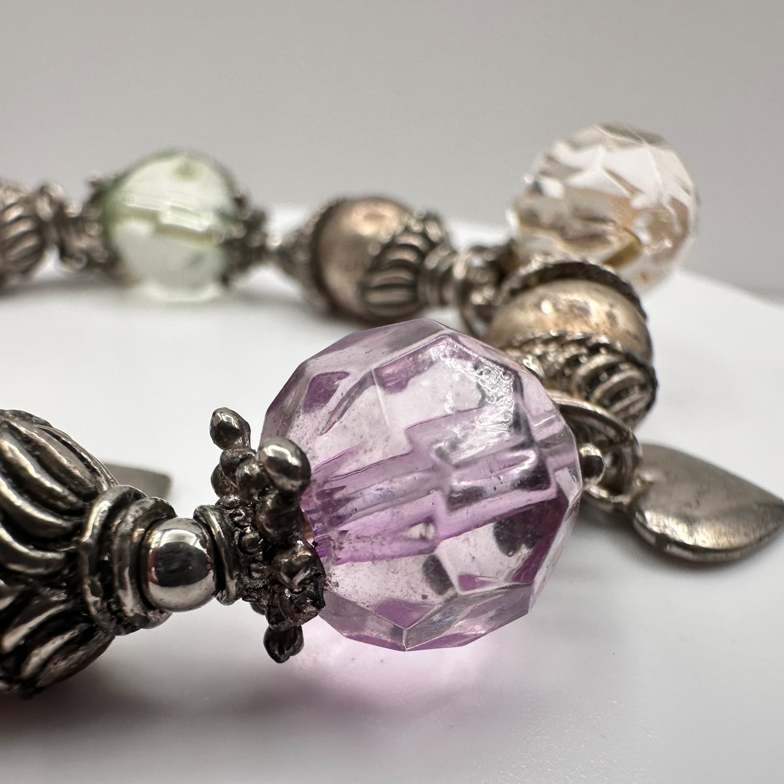 Vintage 90s Beaded Charm Bracelet Silver Tone Heart Boho Women's Classic Jewelry - Thumbnail 8