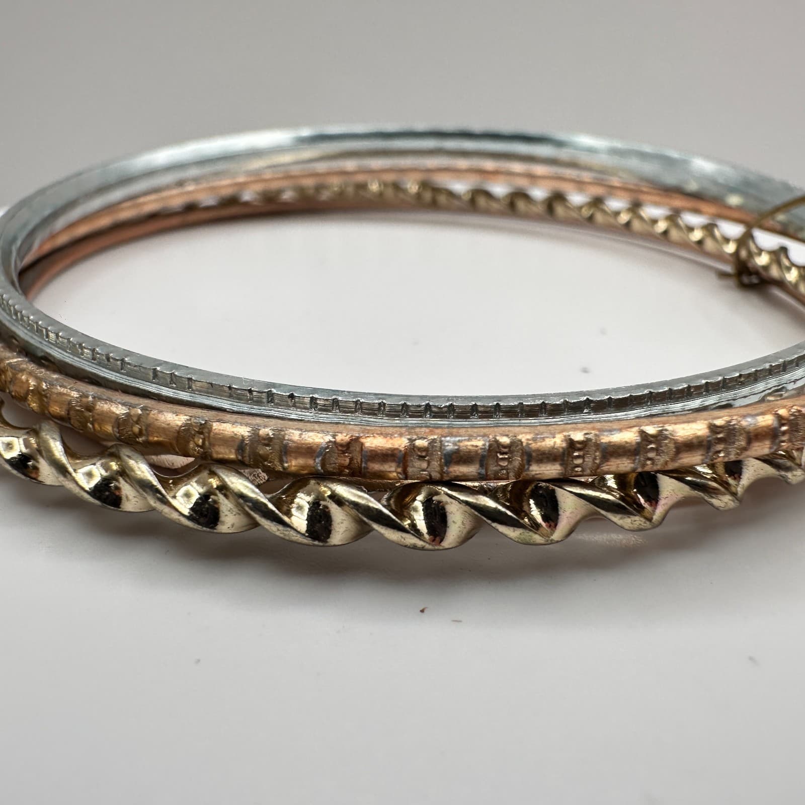 Vintage 90s Textured Bangle Set Boho Retro Women's Classic Fashion Jewelry - Thumbnail 5