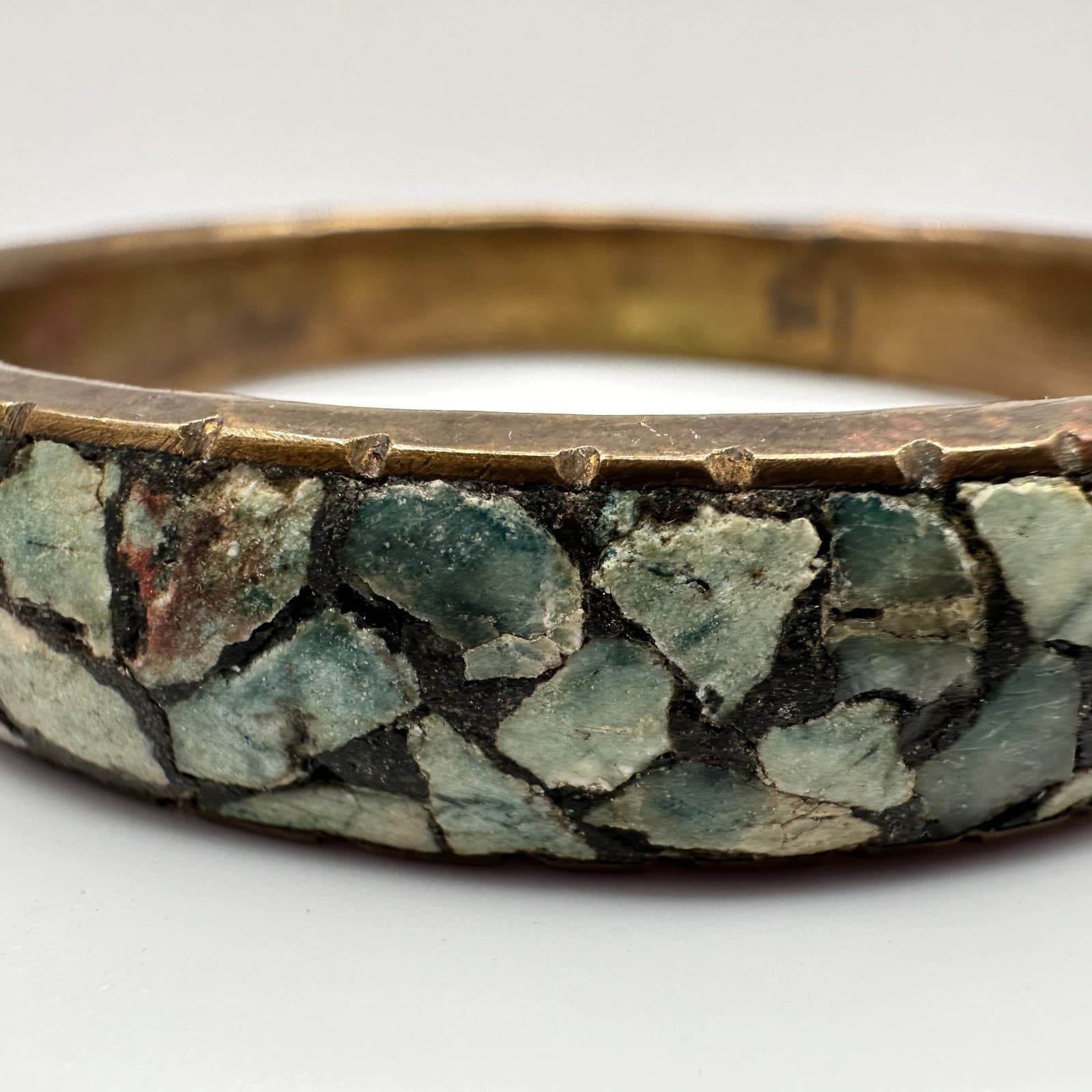 Vintage 80s Brass Bracelet Mosaic Turquoise Inlay Boho Ethnic Statement Jewelry - Thumbnail 4