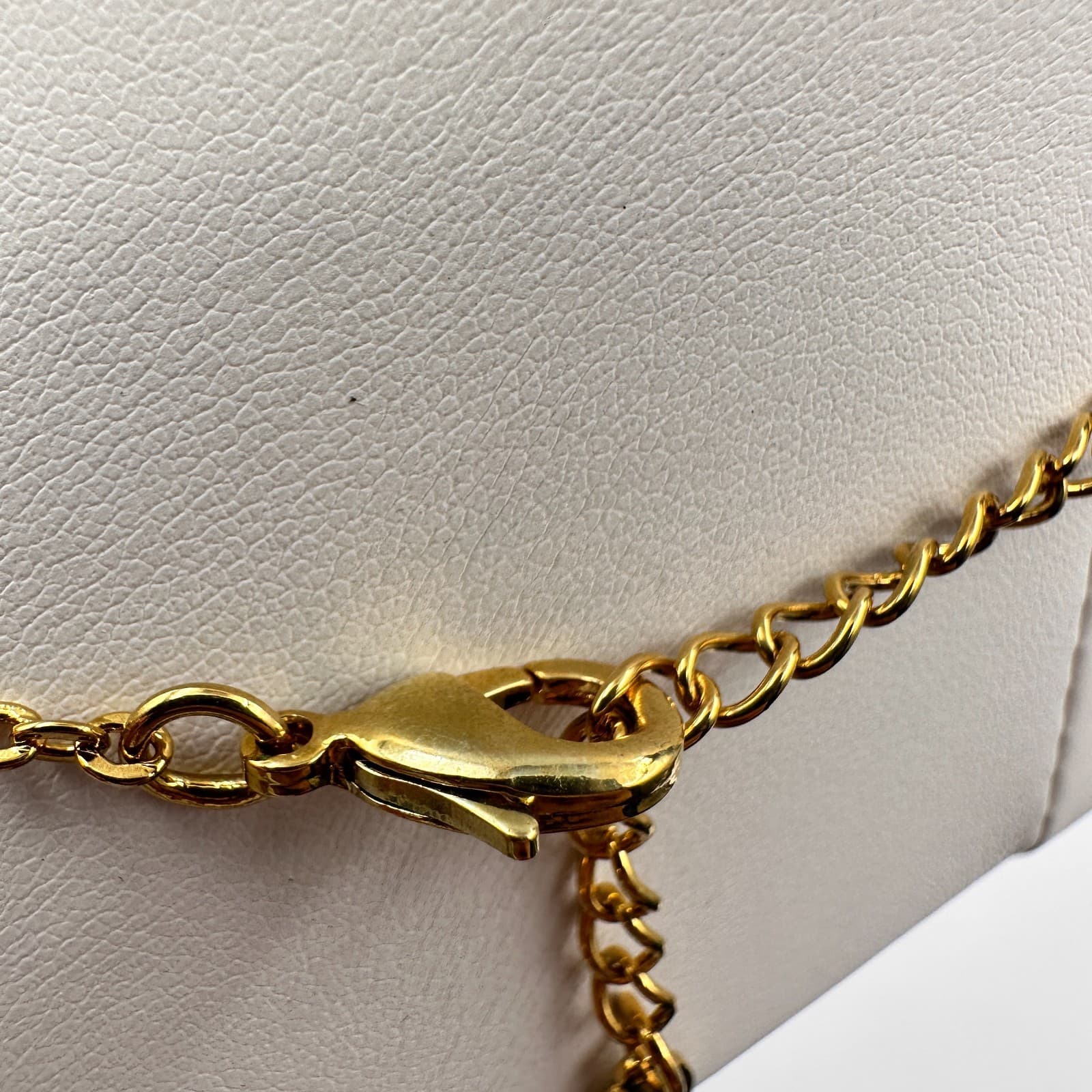 Vintage 90s Cookie Lee Amber Glass Gold Tone Round Pendant Necklace Boho Jewelry - Thumbnail 11