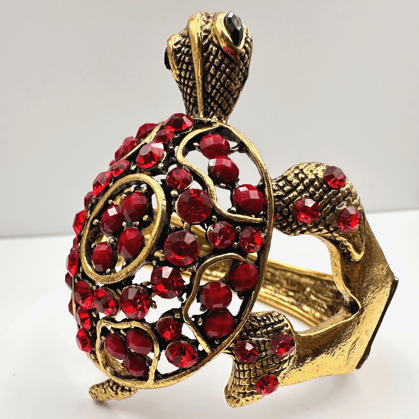 Vintage 90s Red Rhinestone Gold Tone Turtle Bracelet Women's Classic Jewelry - Image 1