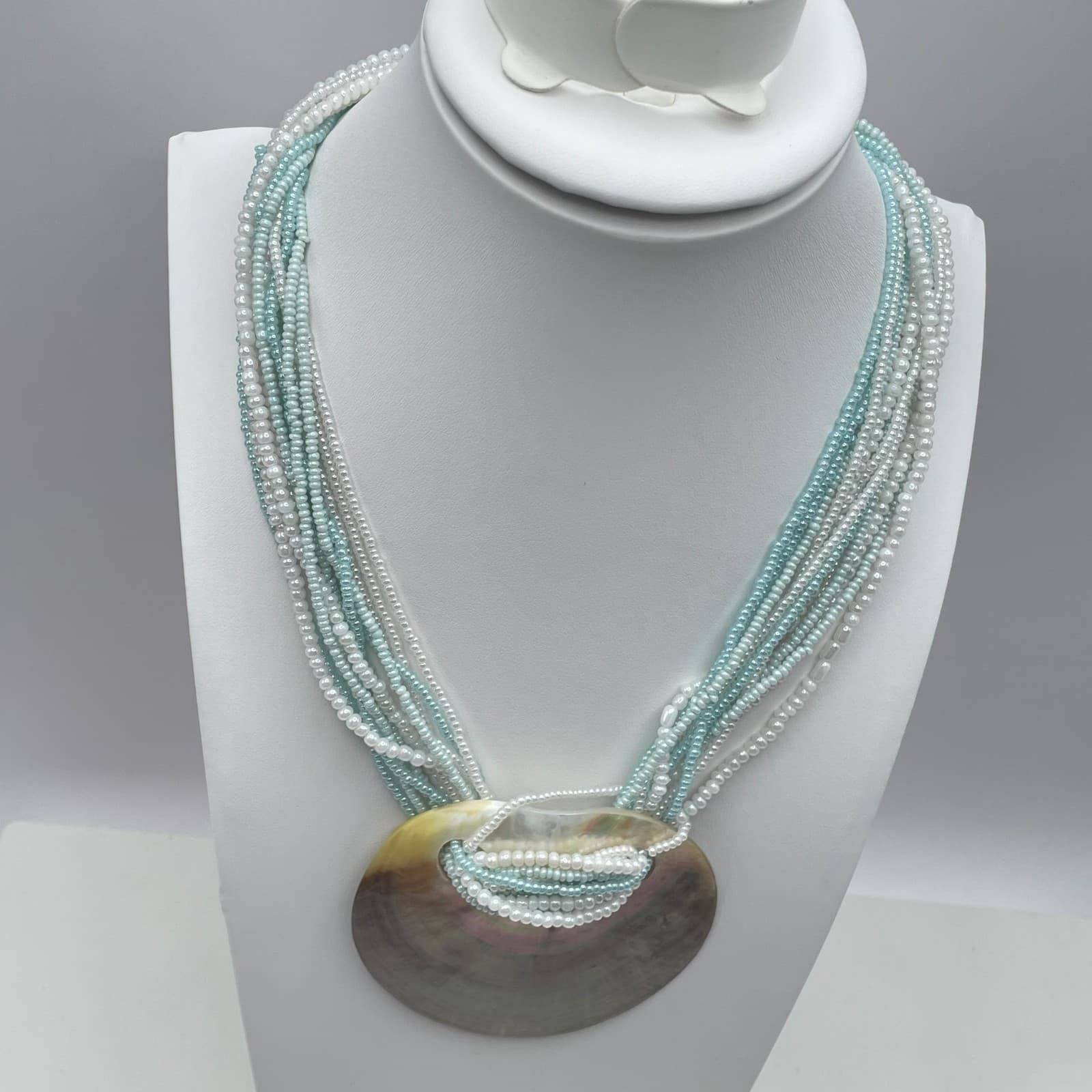 Vintage 90s Mother of Pearl Shell Pendent Multi-Stand Seed Beaded Neckline - Thumbnail 8