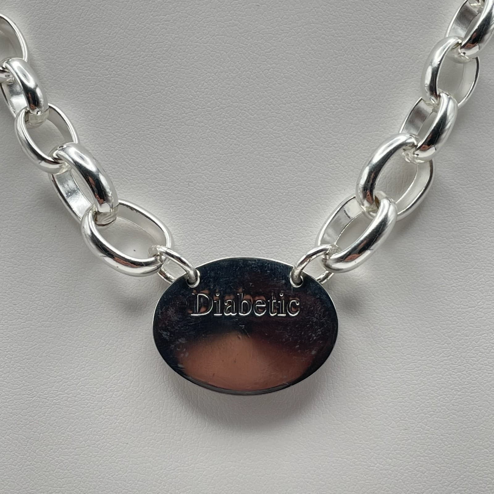 Vintage 90s Medical Alert Necklace Diabetic Silver Tone Thick Oval Link Chain - Thumbnail 3