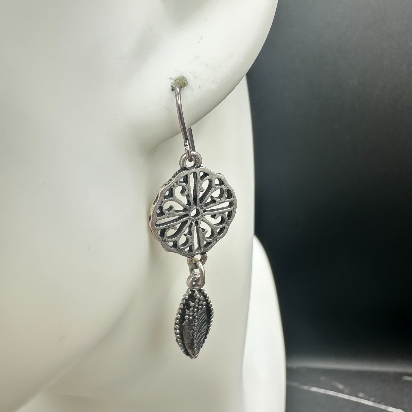 Vintage Bohemian Silver-Tone Filigree Mandala Flower & Detail Leaf Drop Earrings - Thumbnail 7