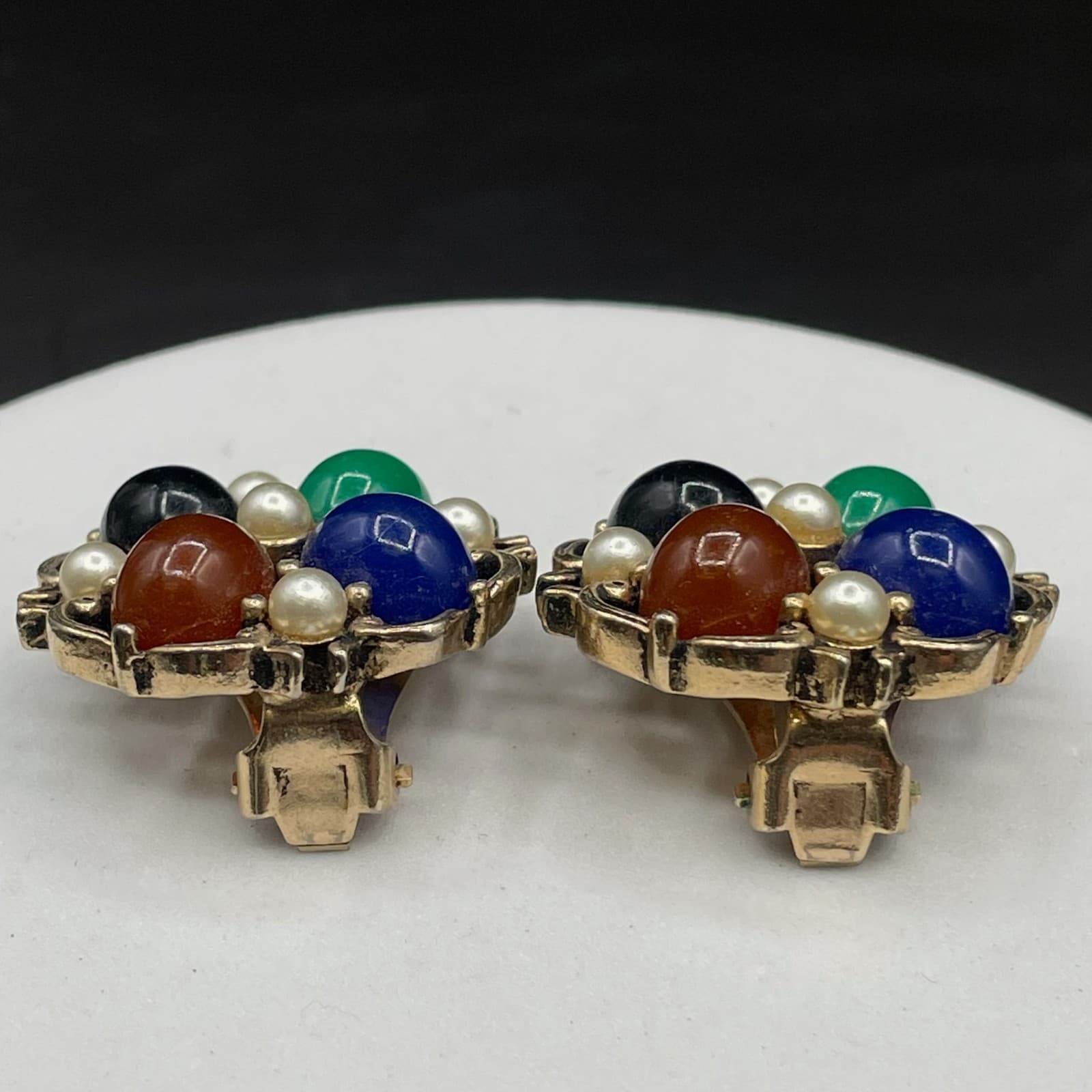 Vintage Multicolor Cabochon Cluster Clip-On Earrings Pearl Accents Retro - Thumbnail 4