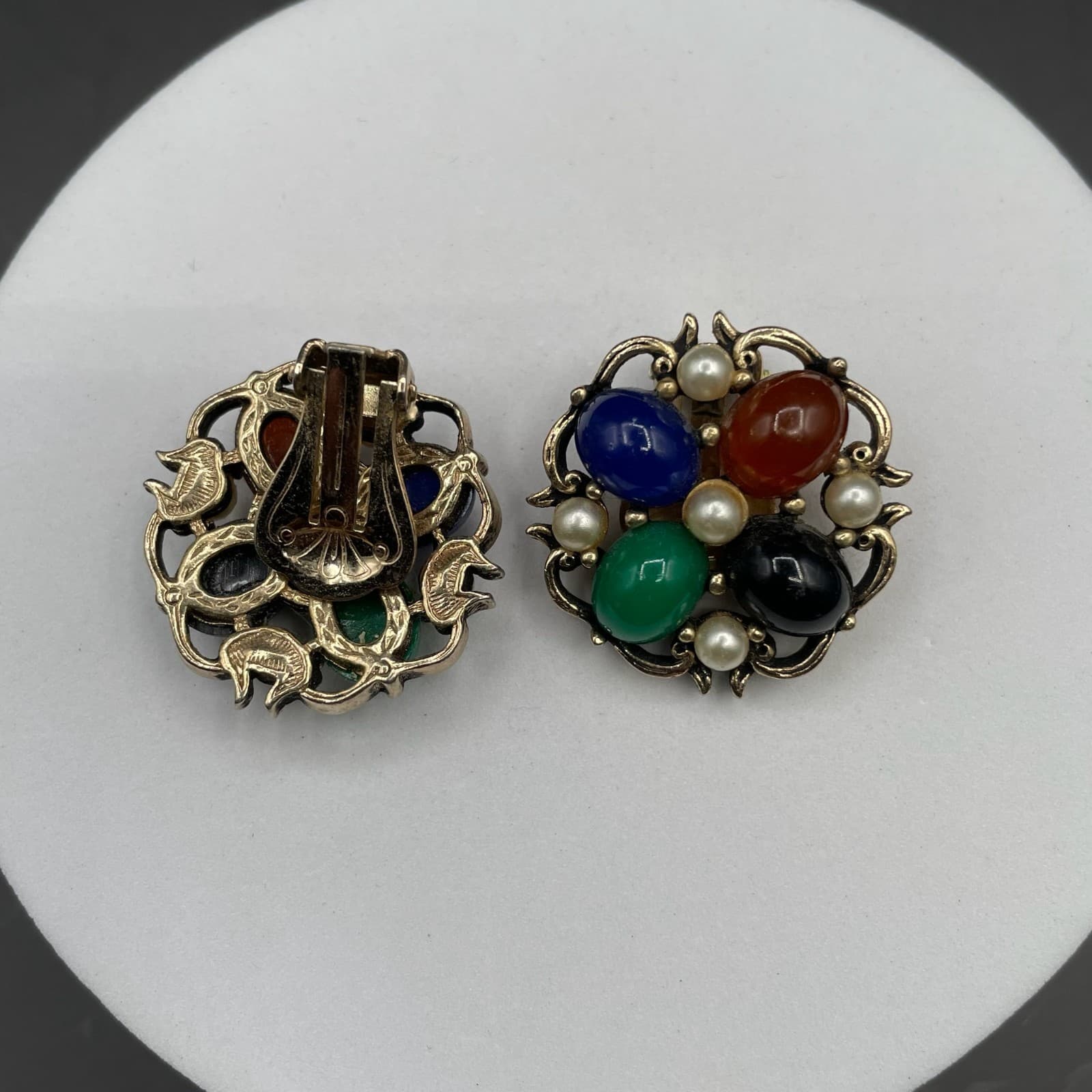 Vintage Multicolor Cabochon Cluster Clip-On Earrings Pearl Accents Retro - Thumbnail 8