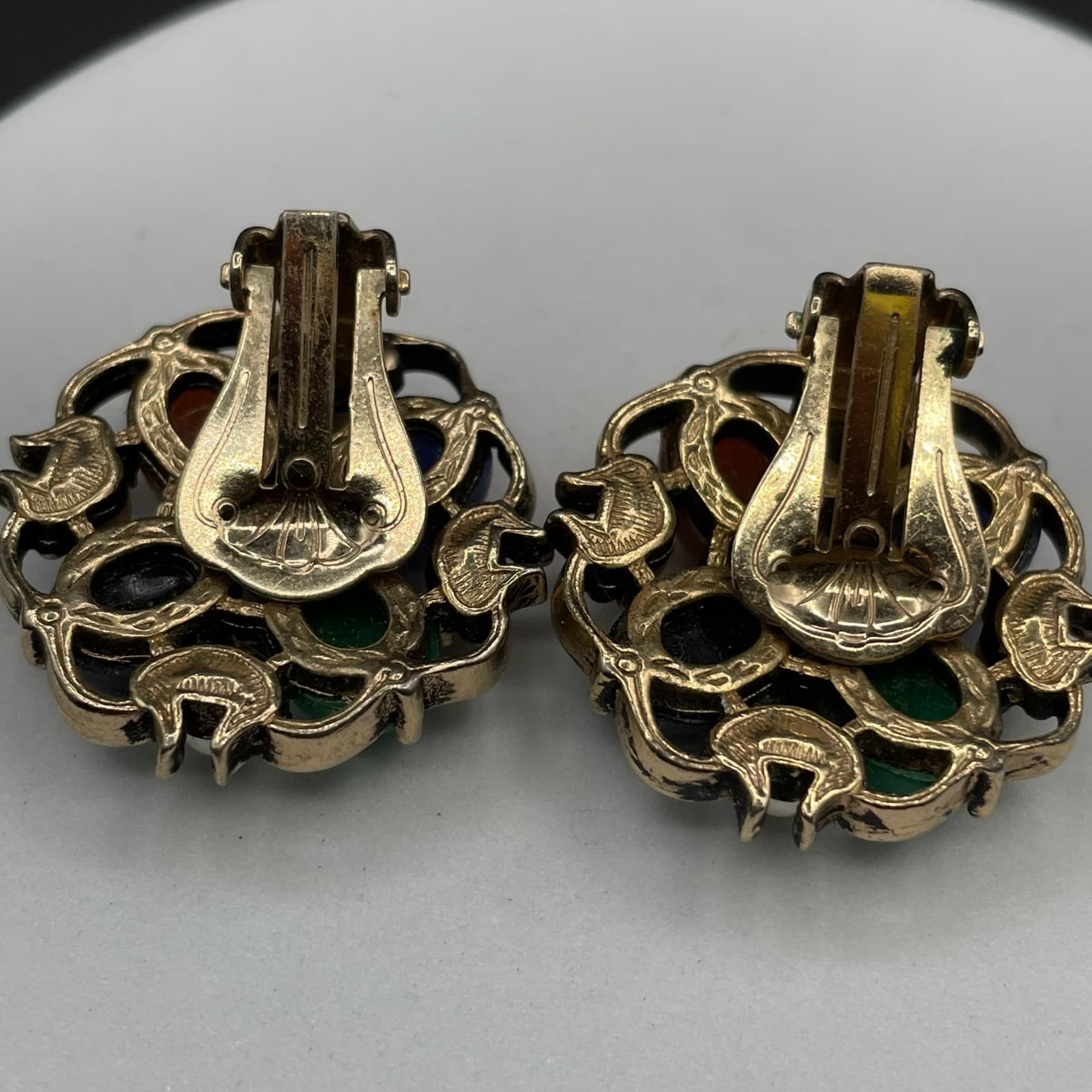 Vintage Multicolor Cabochon Cluster Clip-On Earrings Pearl Accents Retro - Thumbnail 9