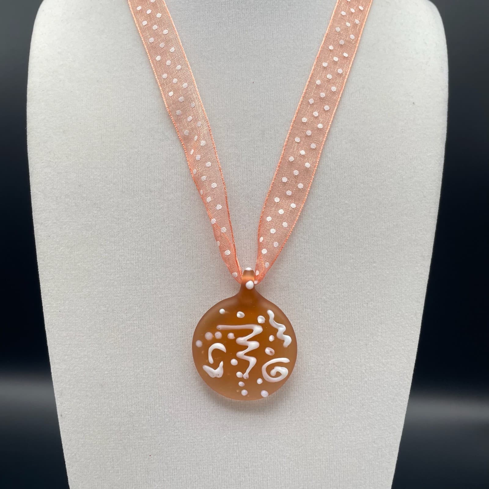 Amber & white swirled round glass pendant necklace on sheer polka dot ribbon - Thumbnail 3