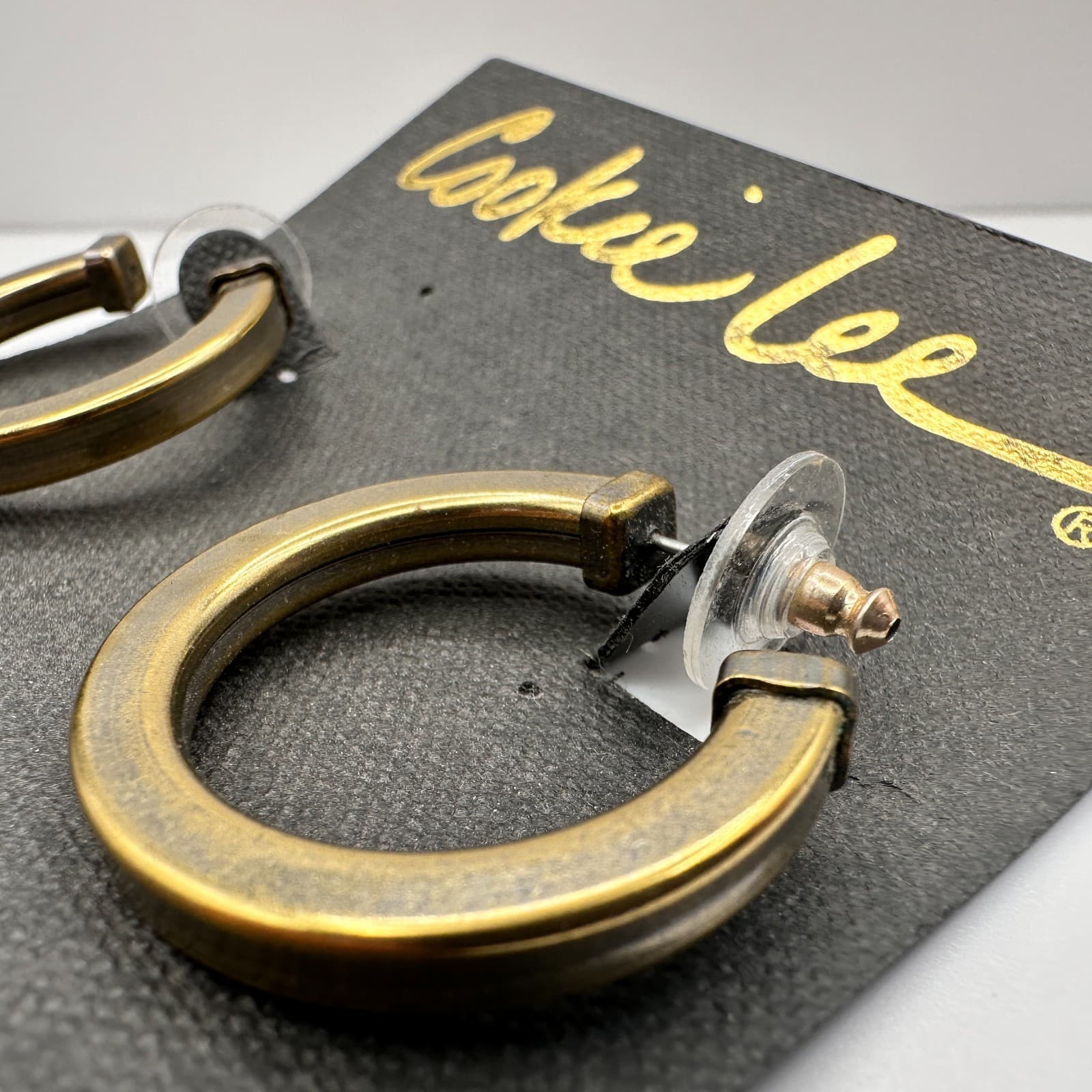 Vintage 80s Cookie Le Gold Tone Two-Tone Silver Trim Chunky Post Earring Jewelry - Thumbnail 7