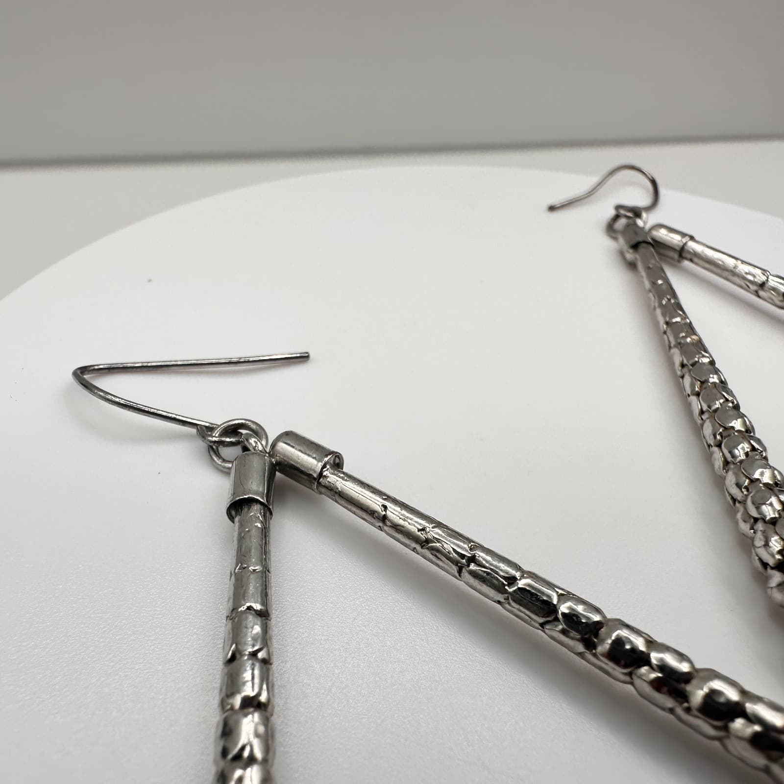 Vintage 90s Silver Tone Teardrop Hoop Earrings Boho Fashion Women's Jewelry - Thumbnail 6