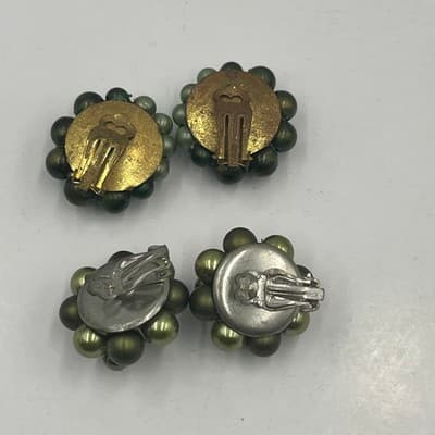 Vintage Clip On Earring Lot Green Faux Pearl Glass Cluster Mid Century Japan 2pc - Thumbnail 4
