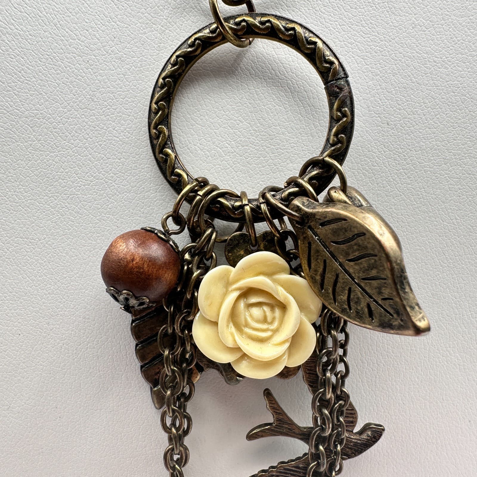 Vintage 90s Nature Charm Bronze Tone Necklace Rose Bird Leaf Boho Statement - Thumbnail 3