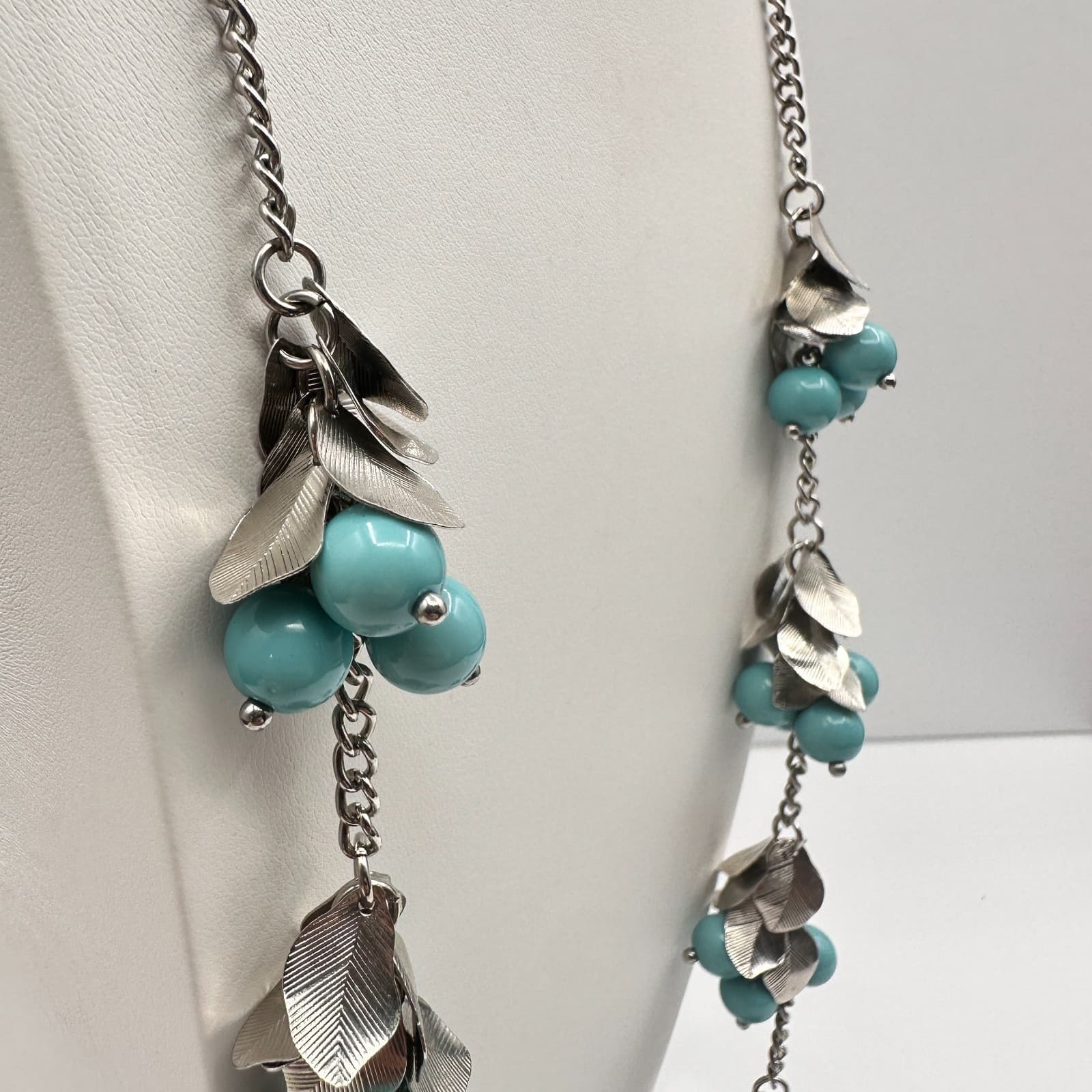 Vintage 90s Silver Tone Blue Turquoise Bead Leaf Cluster Statement Necklace Boho - Thumbnail 9