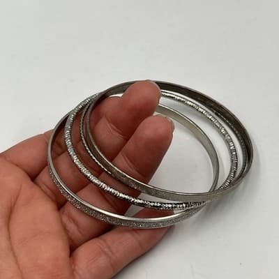 Vintage Stackable Silver-Tone Bangle Bracelets Set 4 Textured Dotted Glimmer - Thumbnail 6