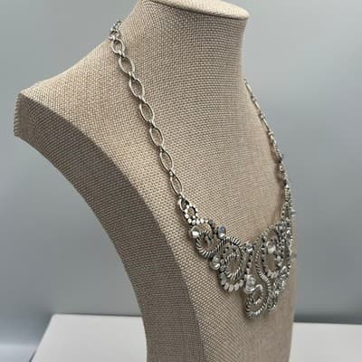 Vintage Lia Sophia Silver Tone Scroll Bib Necklace Crystal Rhinestone Statement - Thumbnail 4