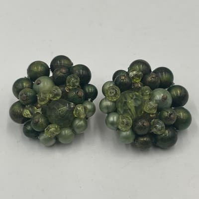 Vintage Clip On Earring Lot Green Faux Pearl Glass Cluster Mid Century Japan 2pc - Thumbnail 2