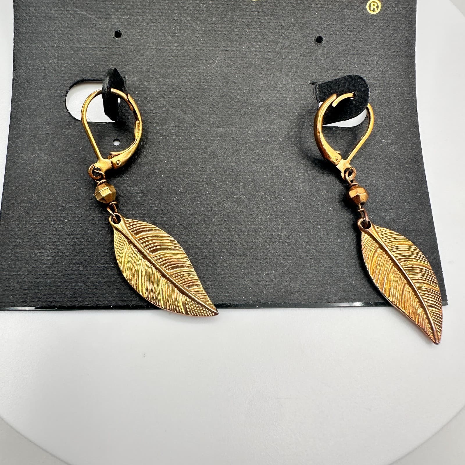 Vintage 90s Cookie Lee Gold Tone Feather Dangle Earrings Boho Style Jewelry - Thumbnail 2