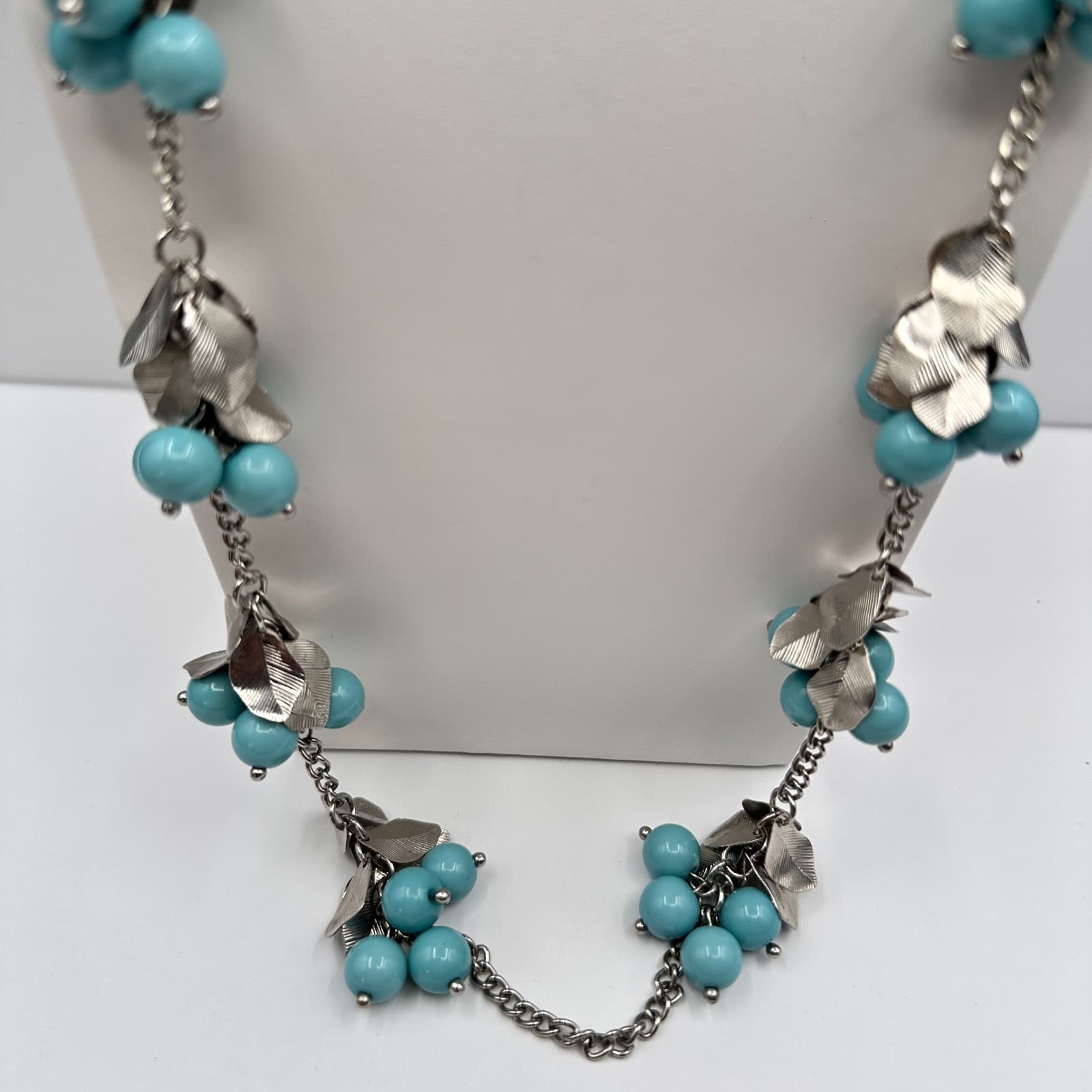 Vintage 90s Silver Tone Blue Turquoise Bead Leaf Cluster Statement Necklace Boho - Thumbnail 3