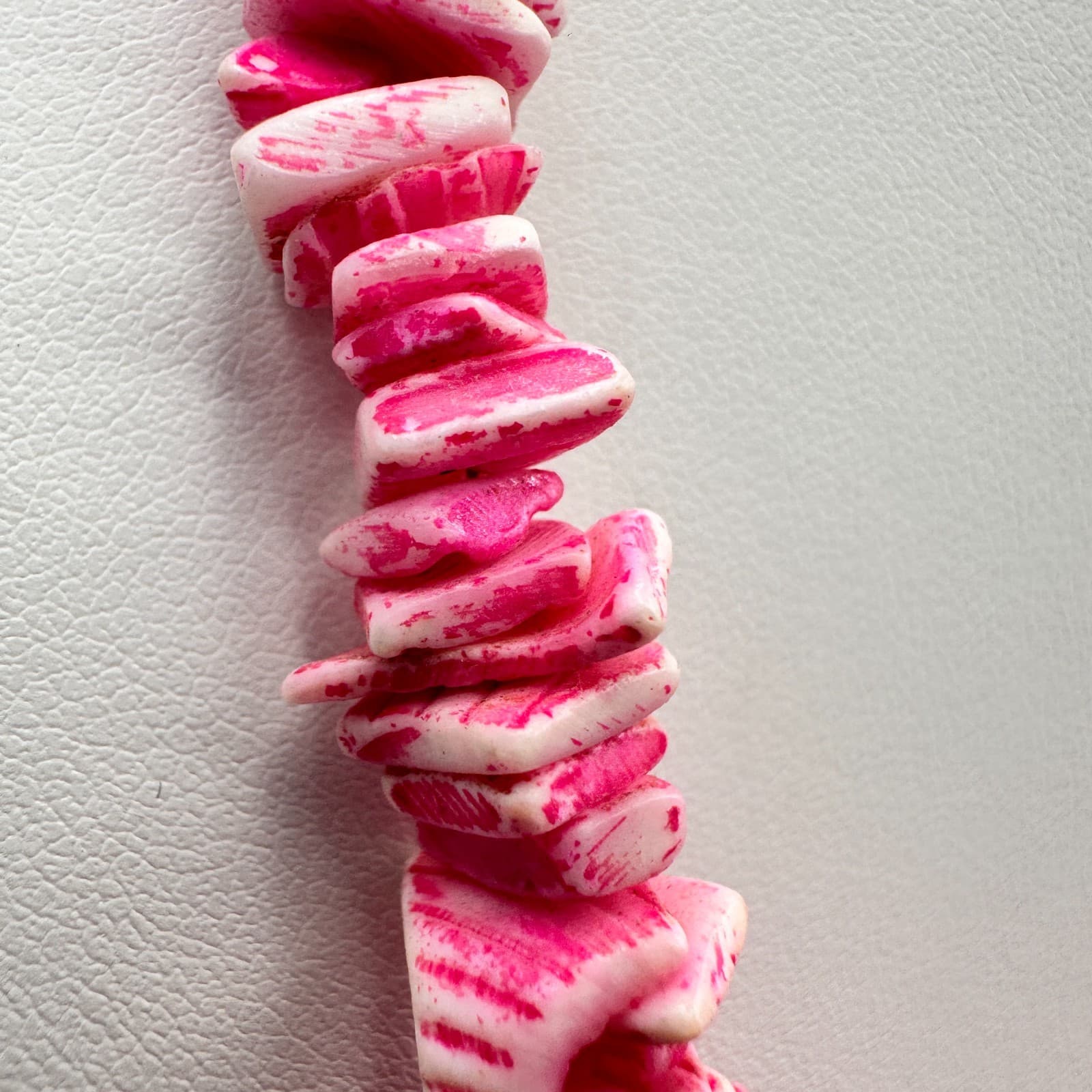 Vintage 80s Pink & White Natural Shell Chip Bead Choker Necklace Beach Jewelry - Thumbnail 4