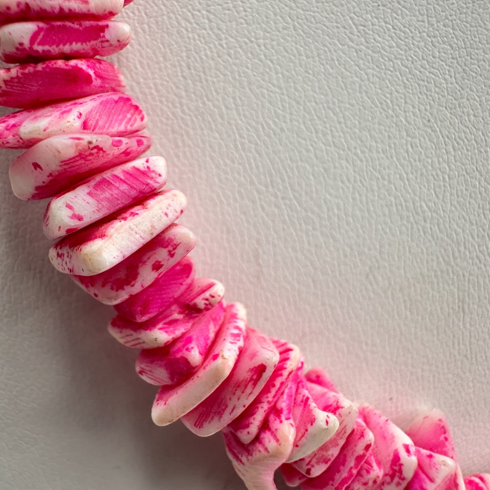 Vintage 80s Pink & White Natural Shell Chip Bead Choker Necklace Beach Jewelry - Thumbnail 5