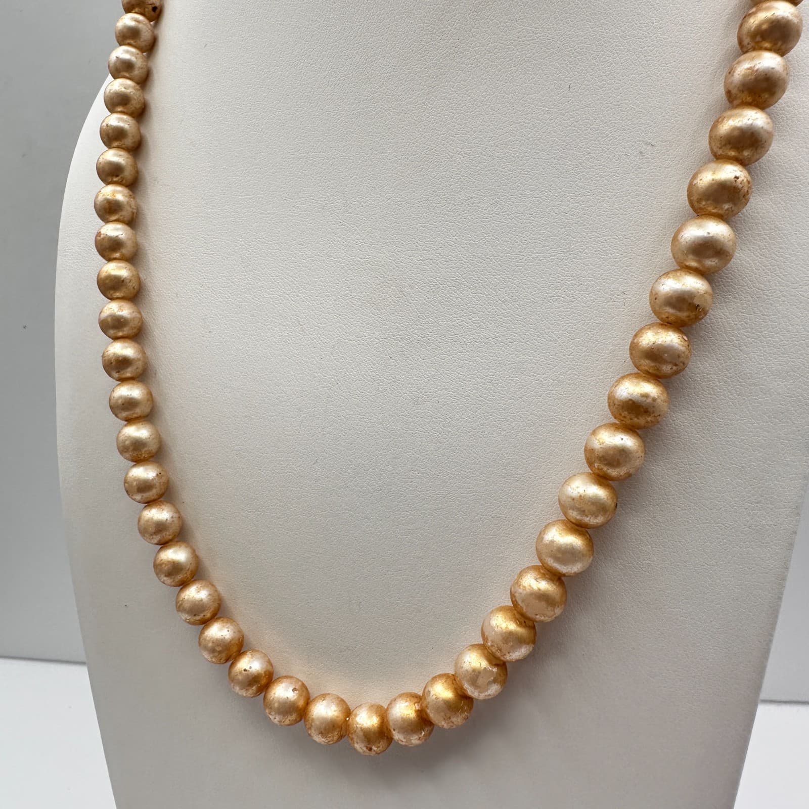 Vintage 80s Champagne Faux Pearl Strand Necklace Gold Tone Classic Fashion - Thumbnail 6