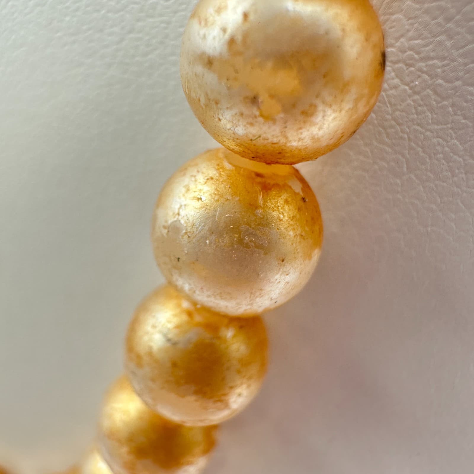 Vintage 80s Champagne Faux Pearl Strand Necklace Gold Tone Classic Fashion - Thumbnail 8