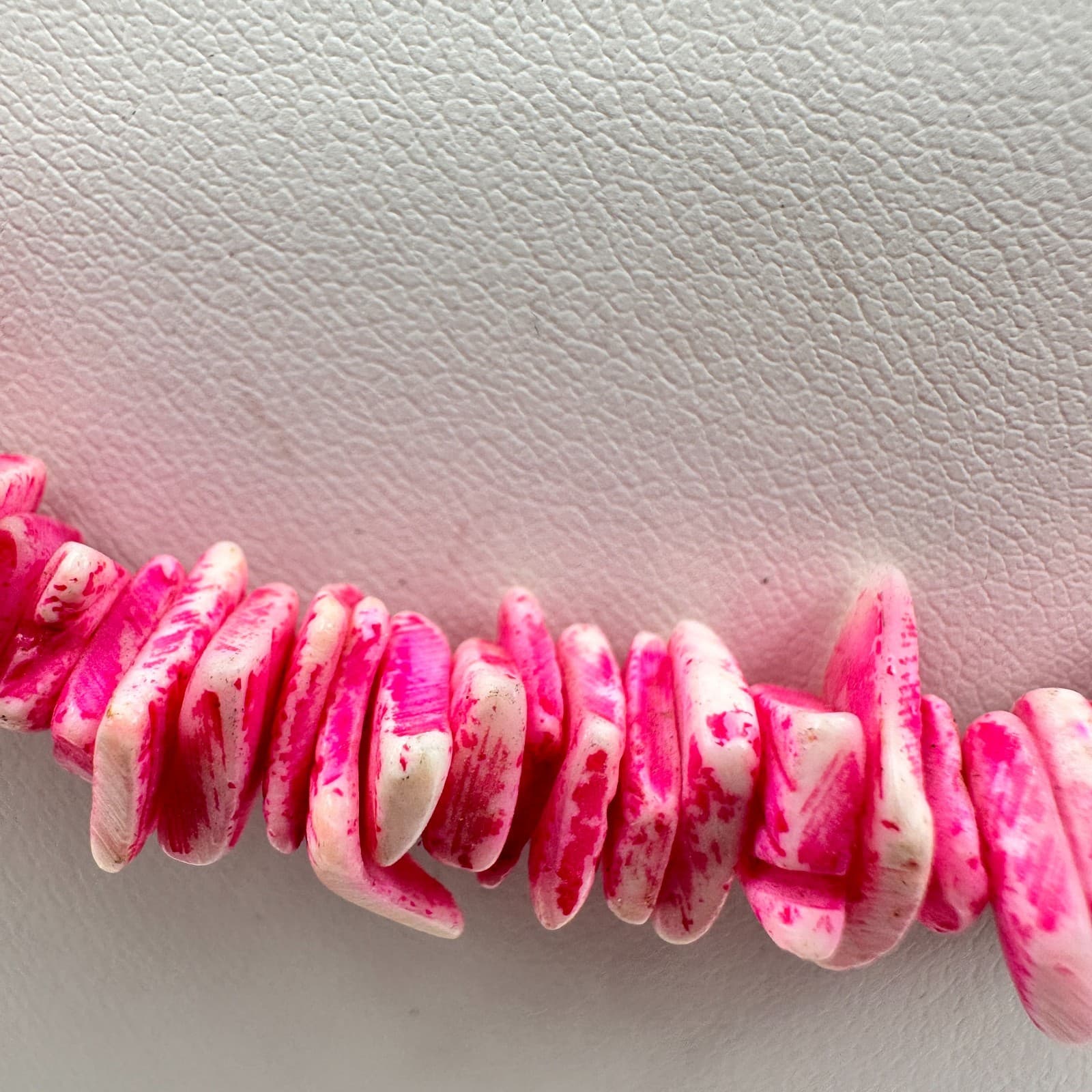 Vintage 80s Pink & White Natural Shell Chip Bead Choker Necklace Beach Jewelry - Thumbnail 7