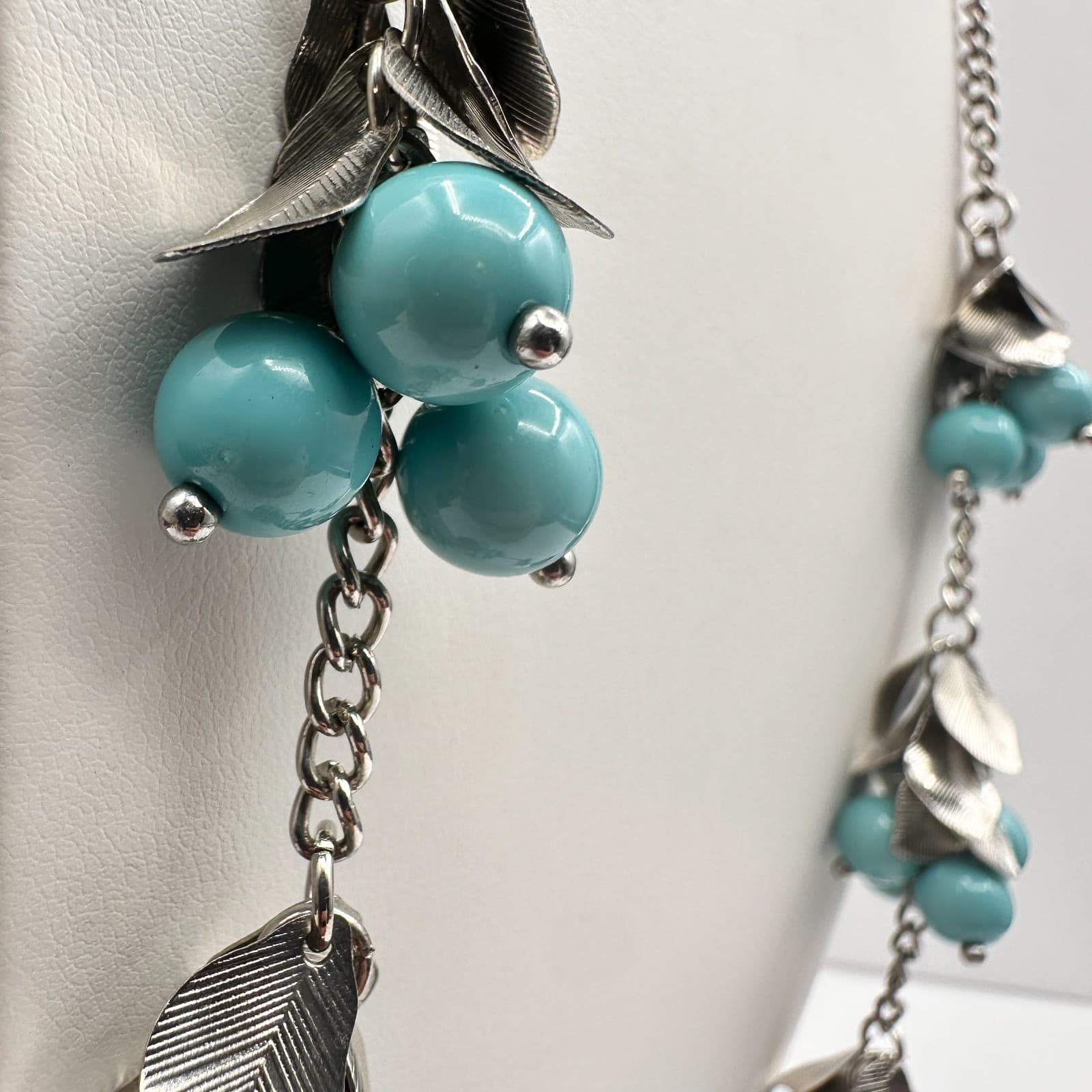 Vintage 90s Silver Tone Blue Turquoise Bead Leaf Cluster Statement Necklace Boho - Thumbnail 10
