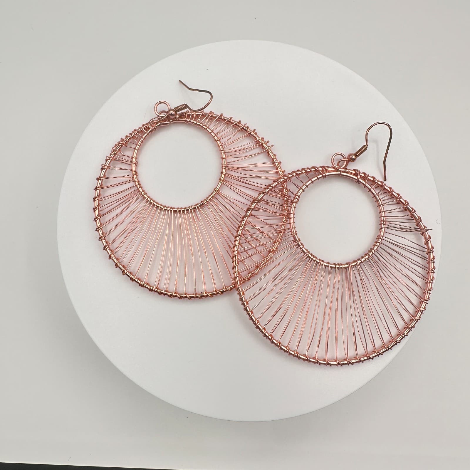 Vintage 90s Rose Gold Tone Wire Wrapped Large Round Hoop Dangle Earrings Boho - Image 1