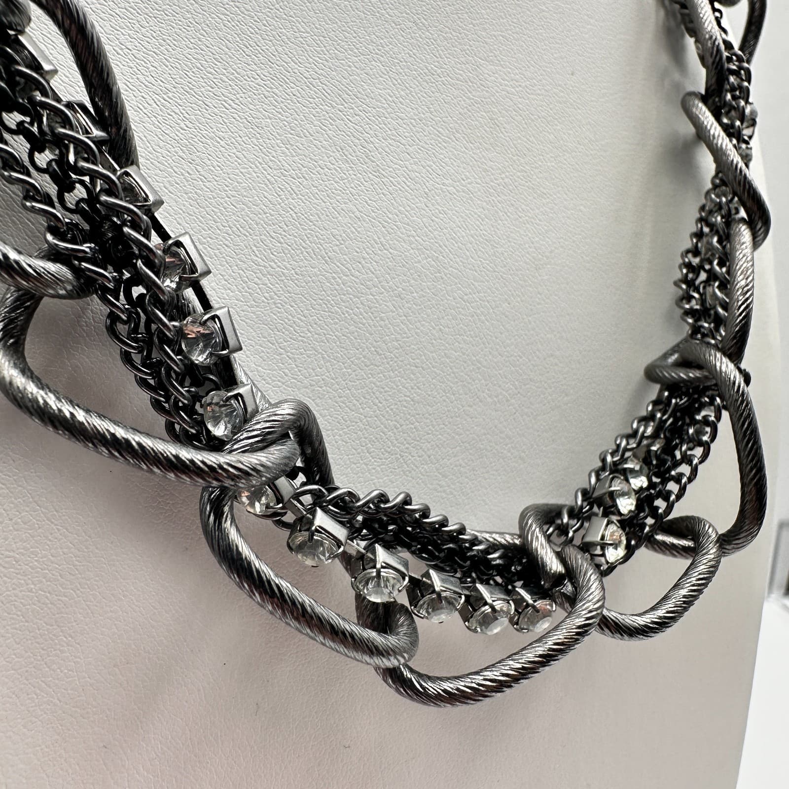 Vintage 90s Cookie Lee Silver Tone Twisted Chain Rhinestone Choker Necklace - Thumbnail 3