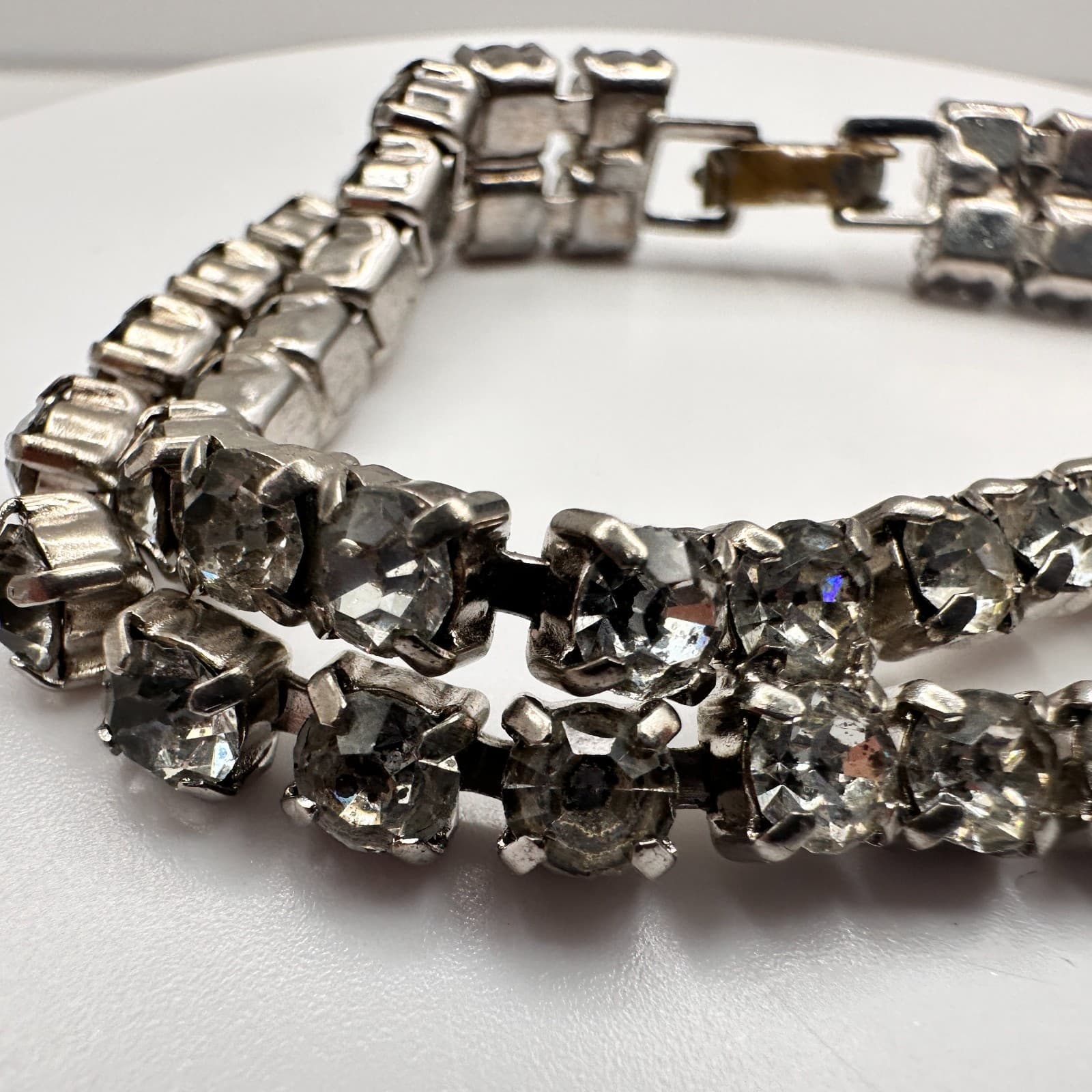 Vintage 90s Double Row Silver Tone Clear Rhinestone Tennis Bracelet Emerald Cut - Thumbnail 5