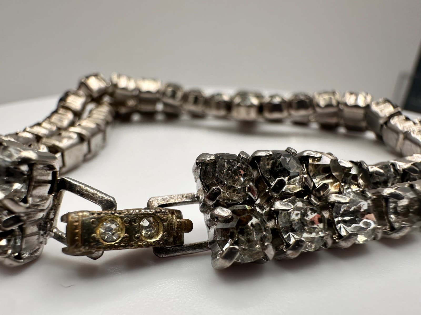 Vintage 90s Double Row Silver Tone Clear Rhinestone Tennis Bracelet Emerald Cut - Thumbnail 8