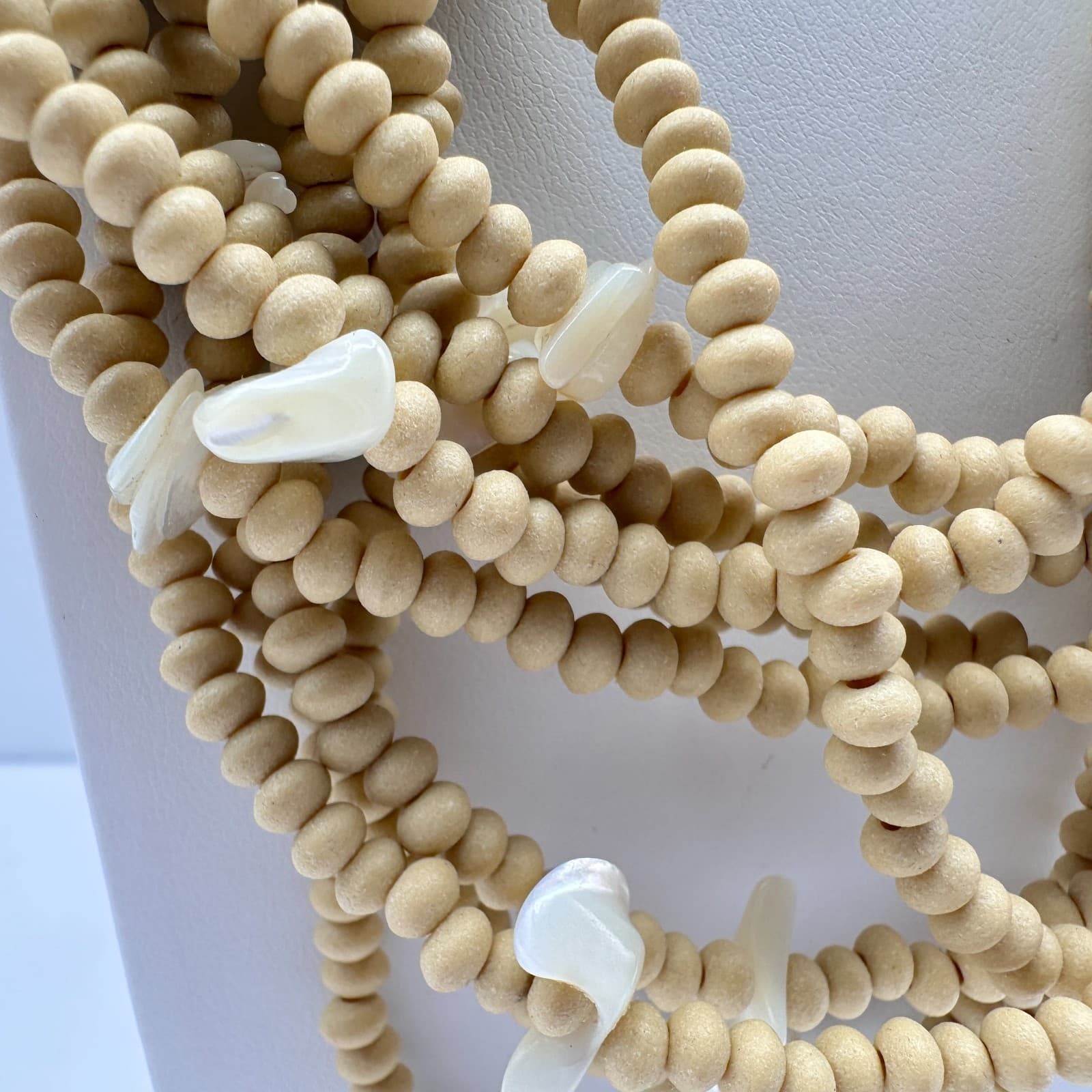 Vintage 90s Multi-Strand Wood Bead Shell Necklace Boho Classic Women's Jewelry - Thumbnail 5