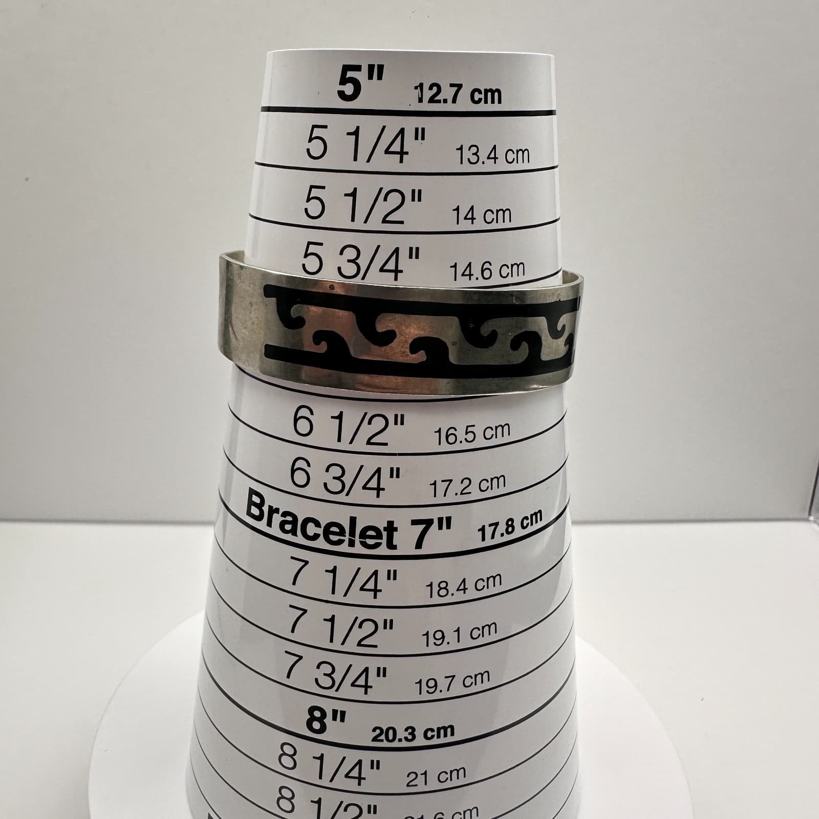 Vintage 90s Silver Tone Black Enamel Wave Inlay Cuff Bracelet Tribal Minimalist - Thumbnail 12