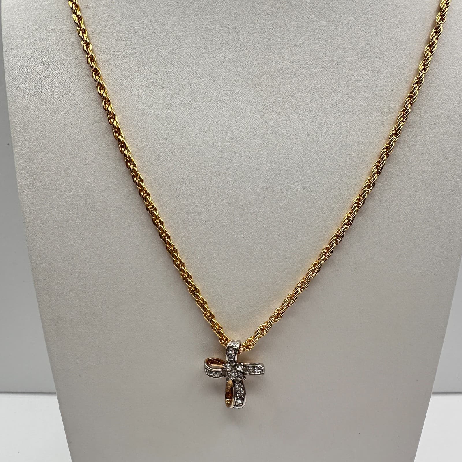 Vintage 90s Gold Tone Rope Chain Necklace Clear Rhinestone Ribbon Cross Pendant - Thumbnail 10